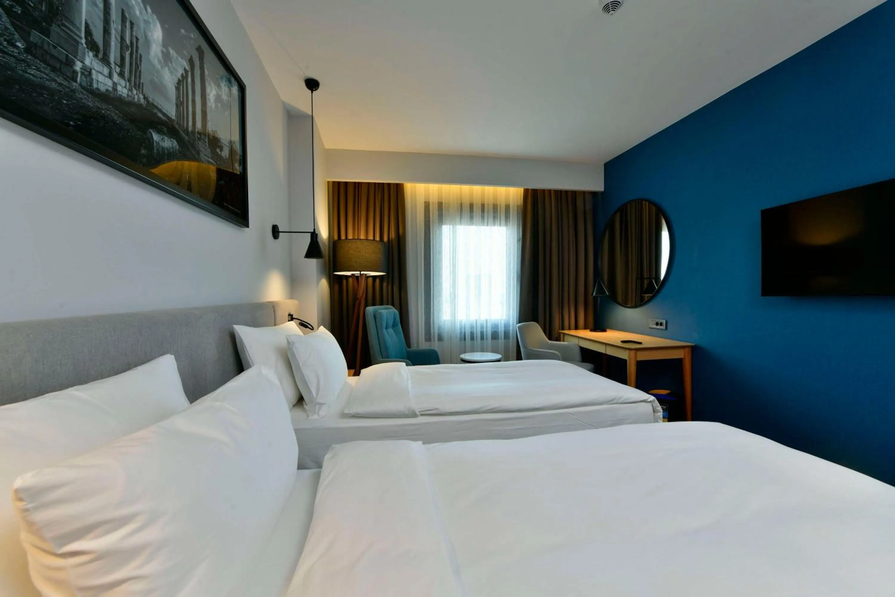 Bedroom, Bed in Radisson Hotel Mersin
