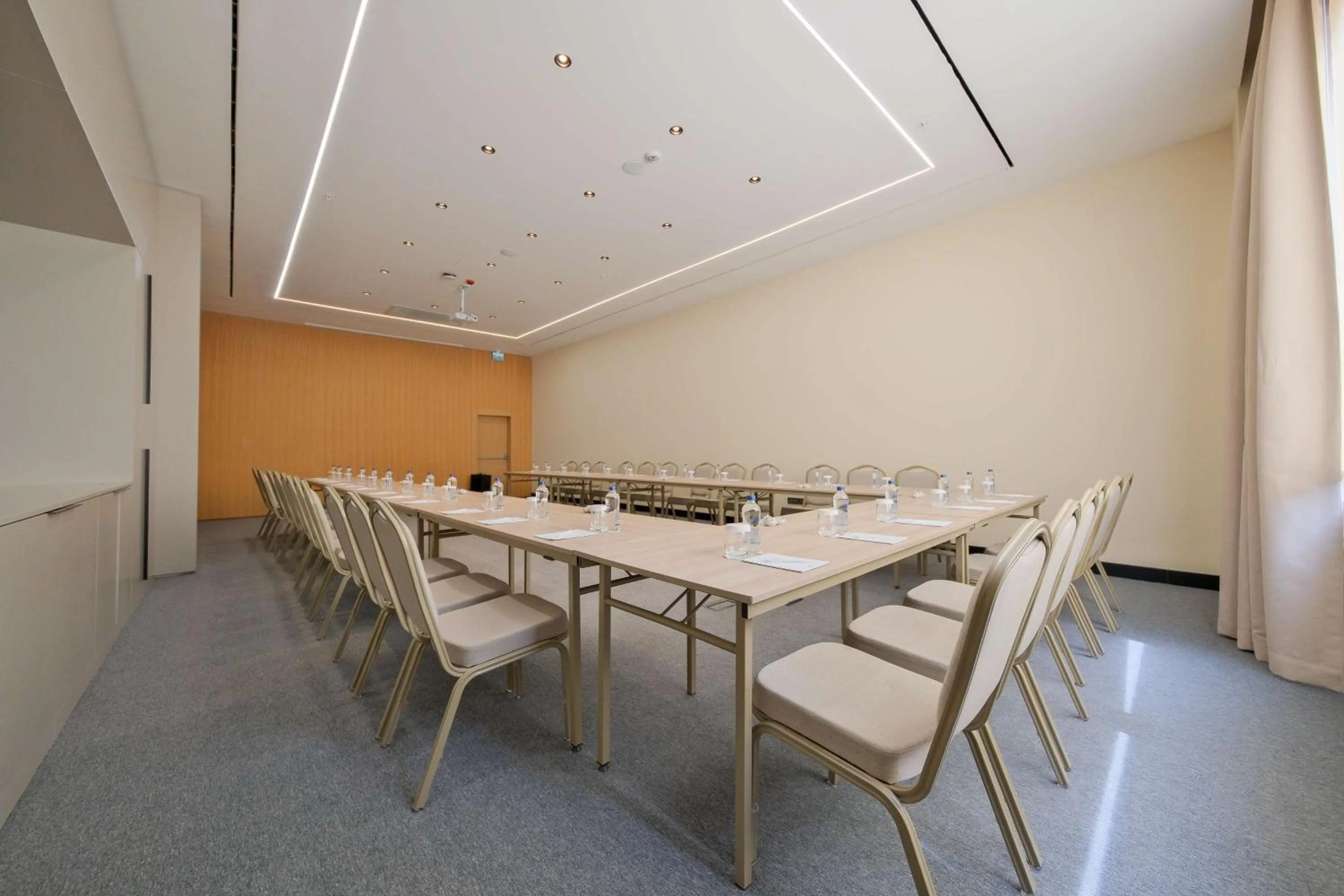 Meeting/conference room in Radisson Hotel Mersin