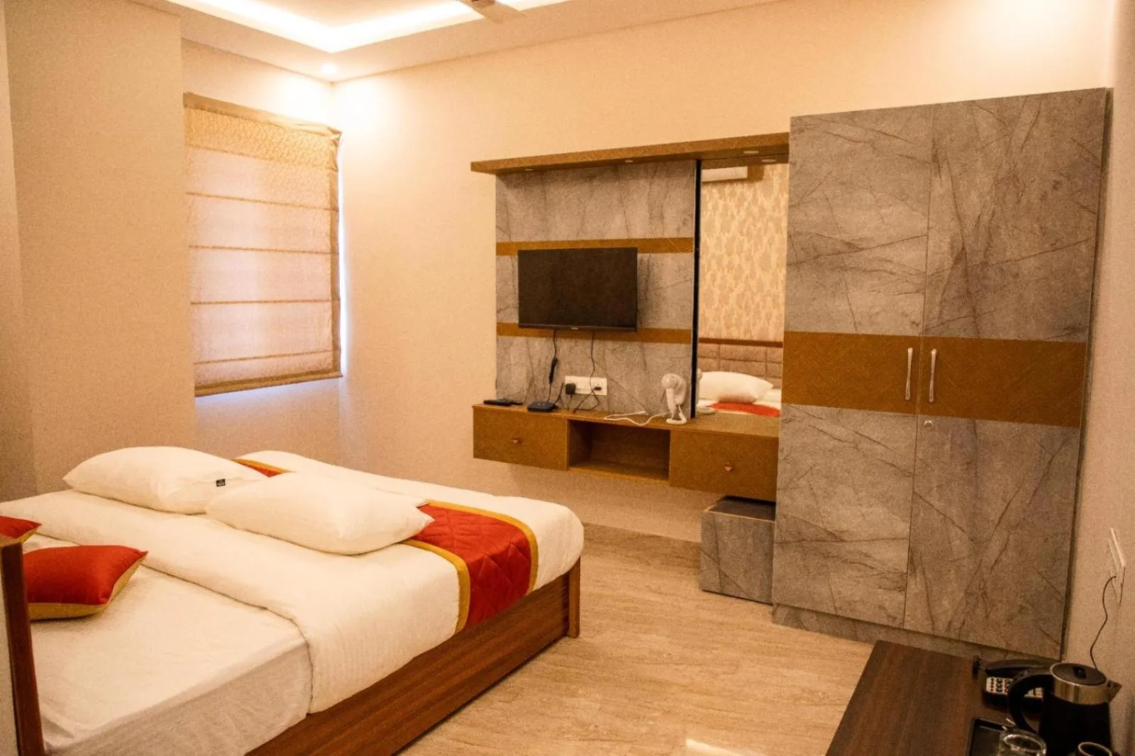 Bedroom, Bed in Serenity Stay Inn