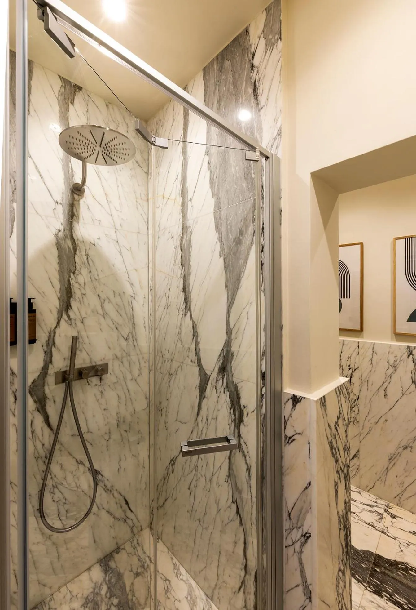 Shower in Nerva Boutique Hotel