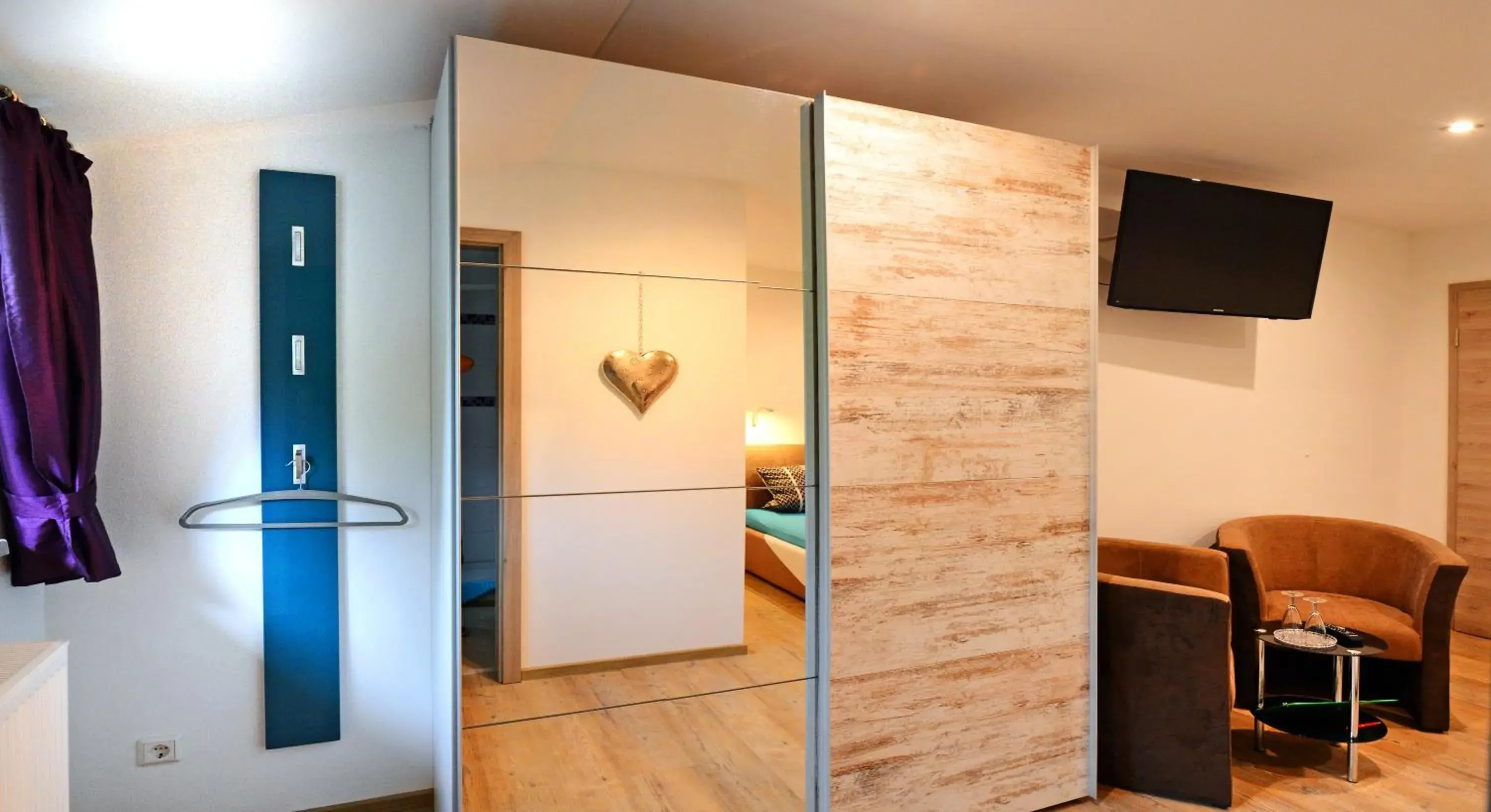 Standard Double Room - single occupancy in Pension Zum Hirsch Standard Double Room - single occupancy in Pension Zum Hirsch