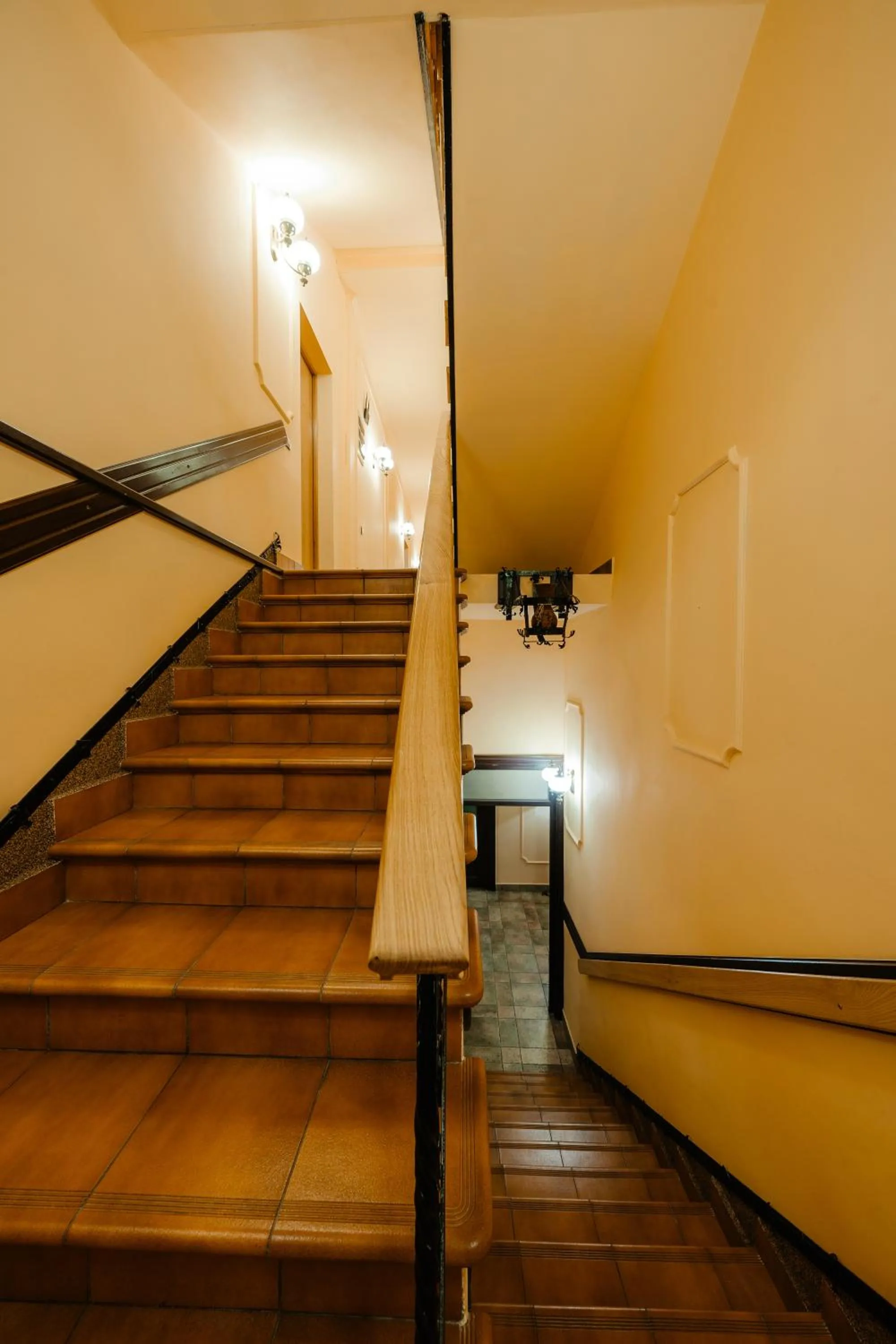 Property building in IRIS BOUTIQUE 4star - Vila Turistica - Centru Vatra Dornei - SELF CHECK-IN