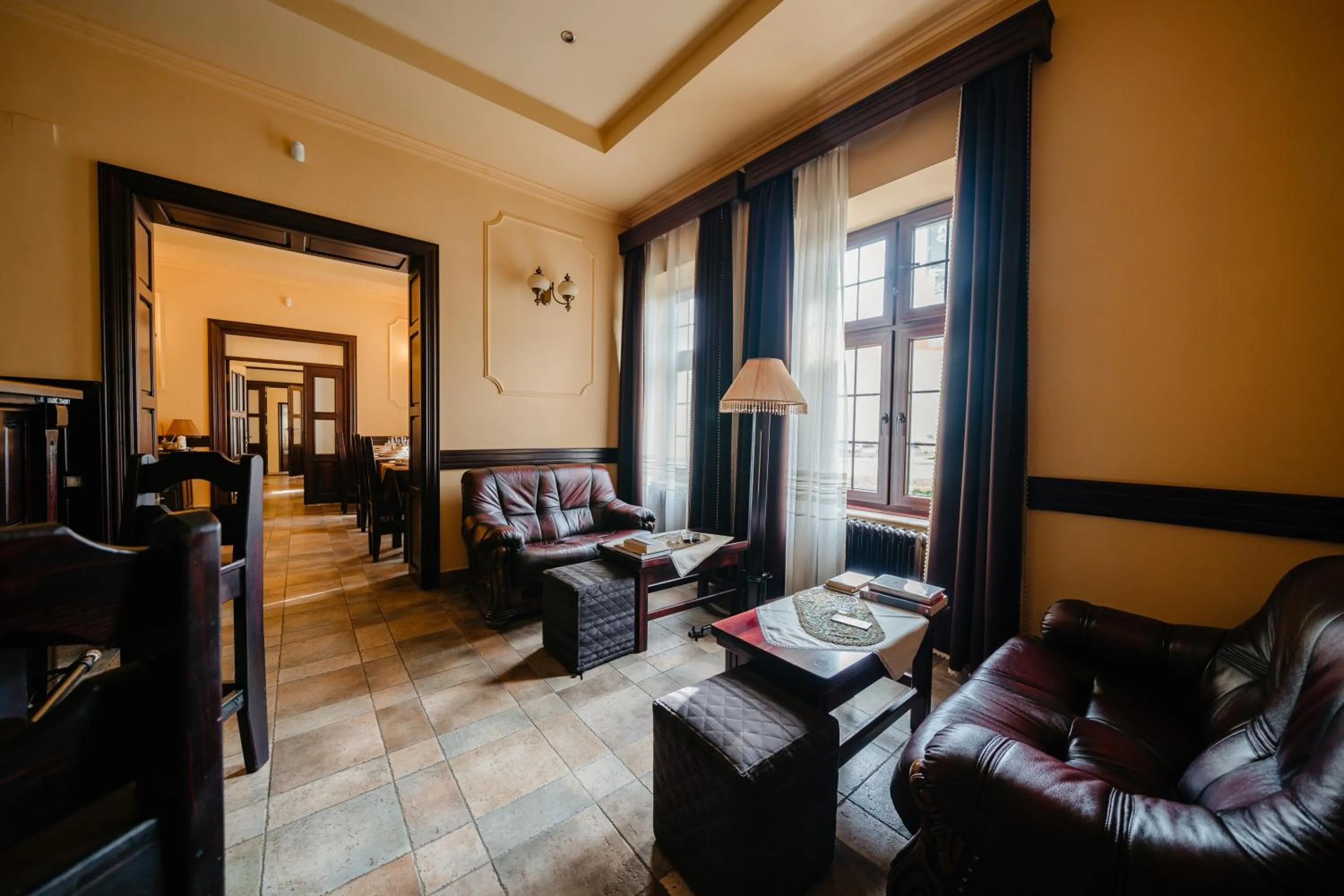 Restaurant/places to eat in IRIS BOUTIQUE 4star - Vila Turistica - Centru Vatra Dornei - SELF CHECK-IN