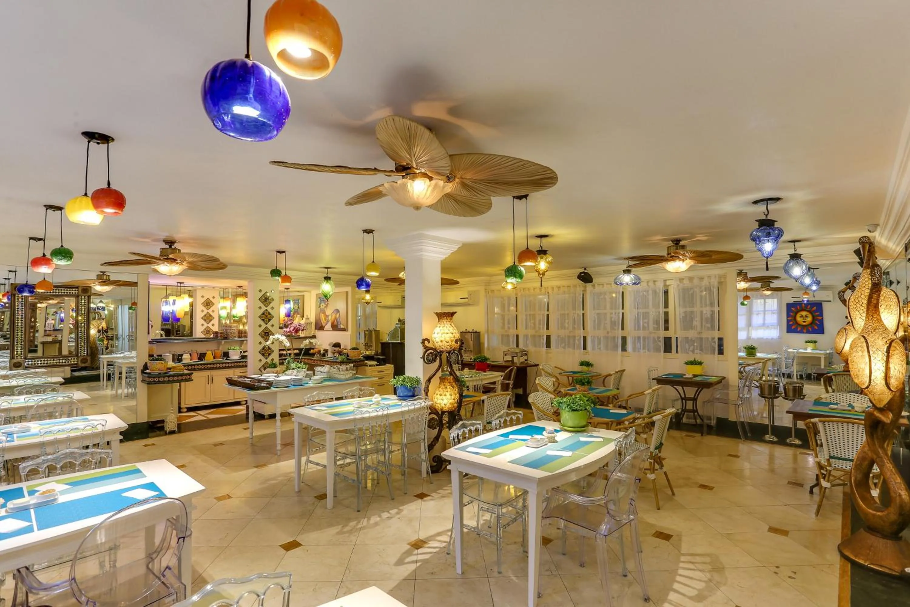 Breakfast in Villas Jurerê Residences