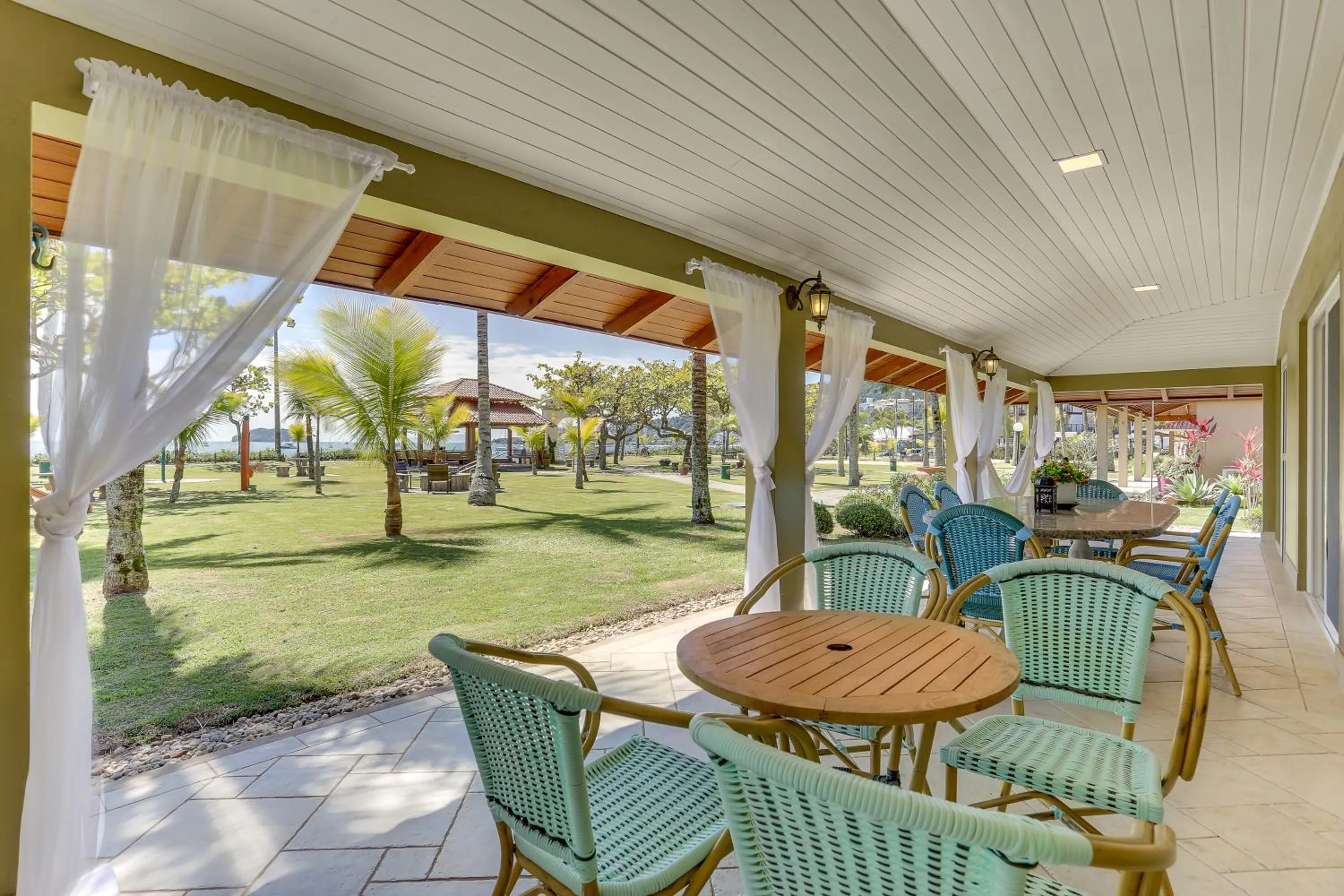 Patio in Villas Jurerê Residences