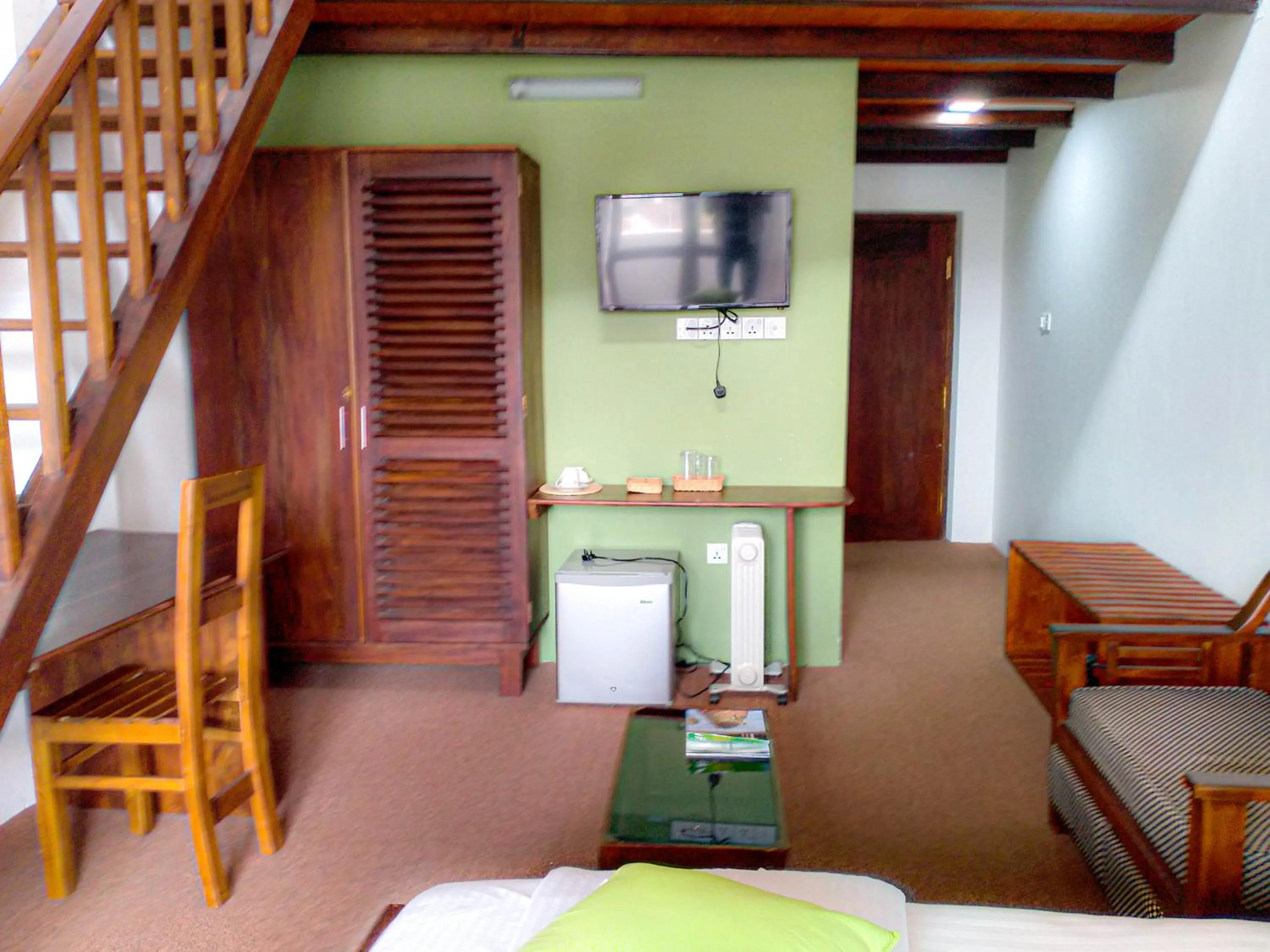 Bed in MANUDI Glenfallsedge Rest