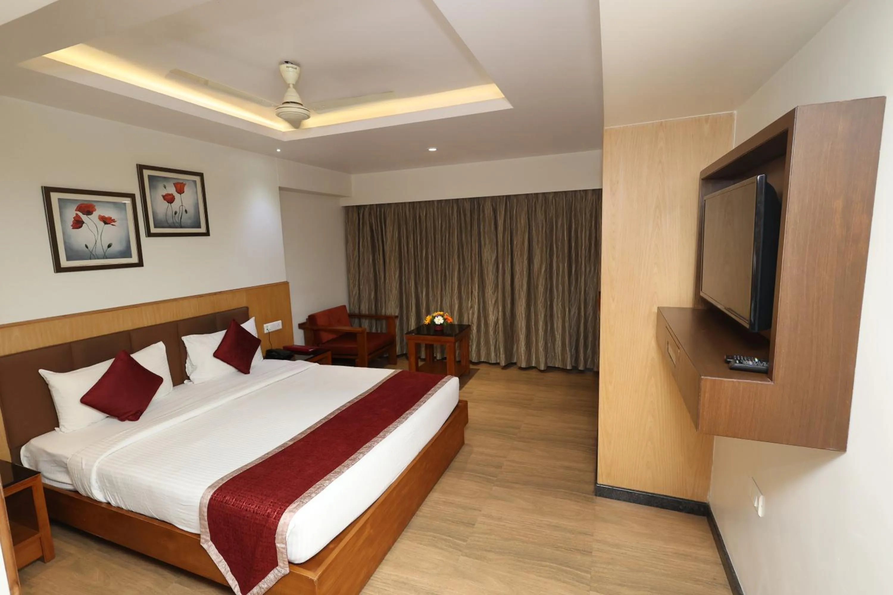 Photo of the whole room, Bed in Akash Inn