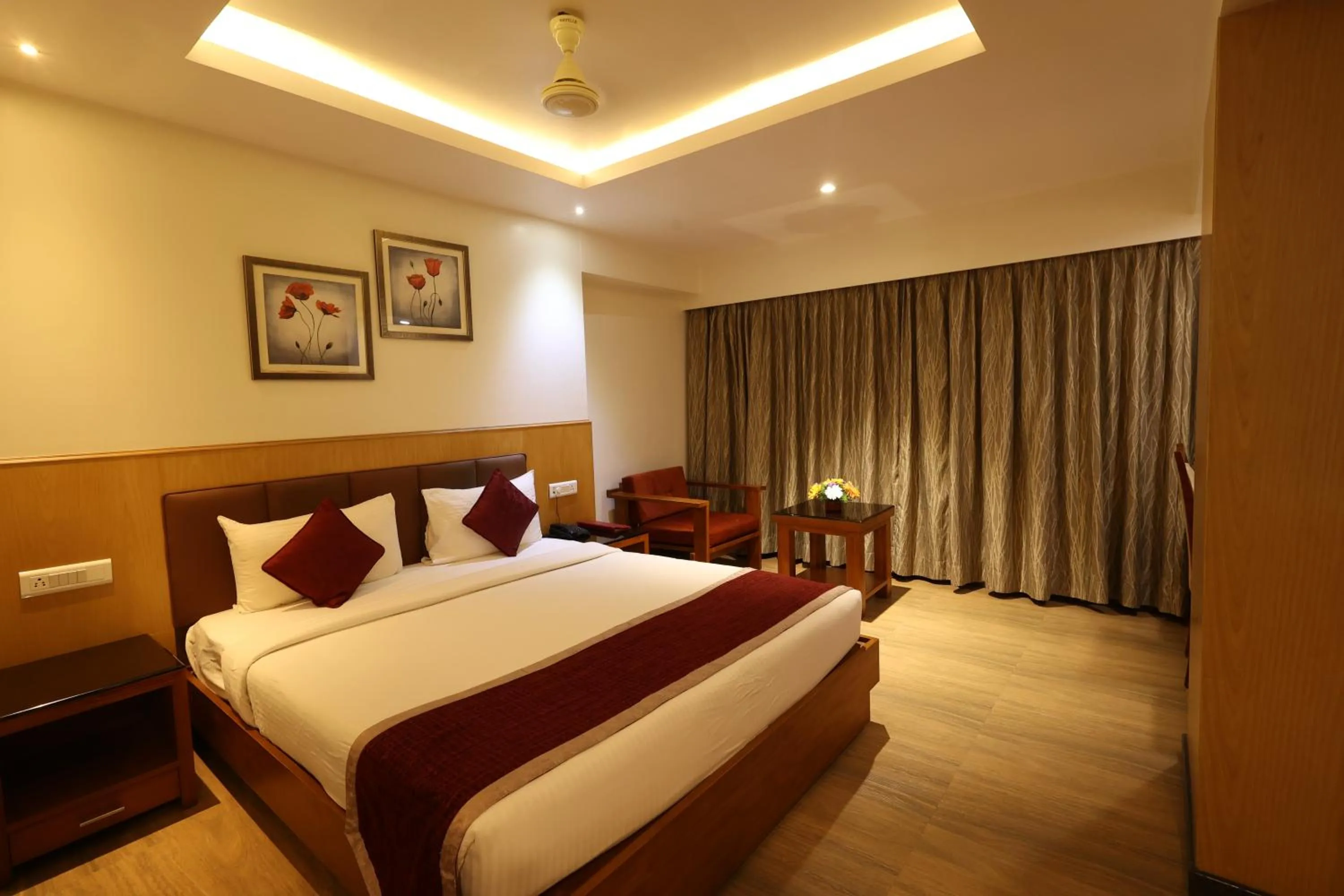Photo of the whole room, Bed in Akash Inn