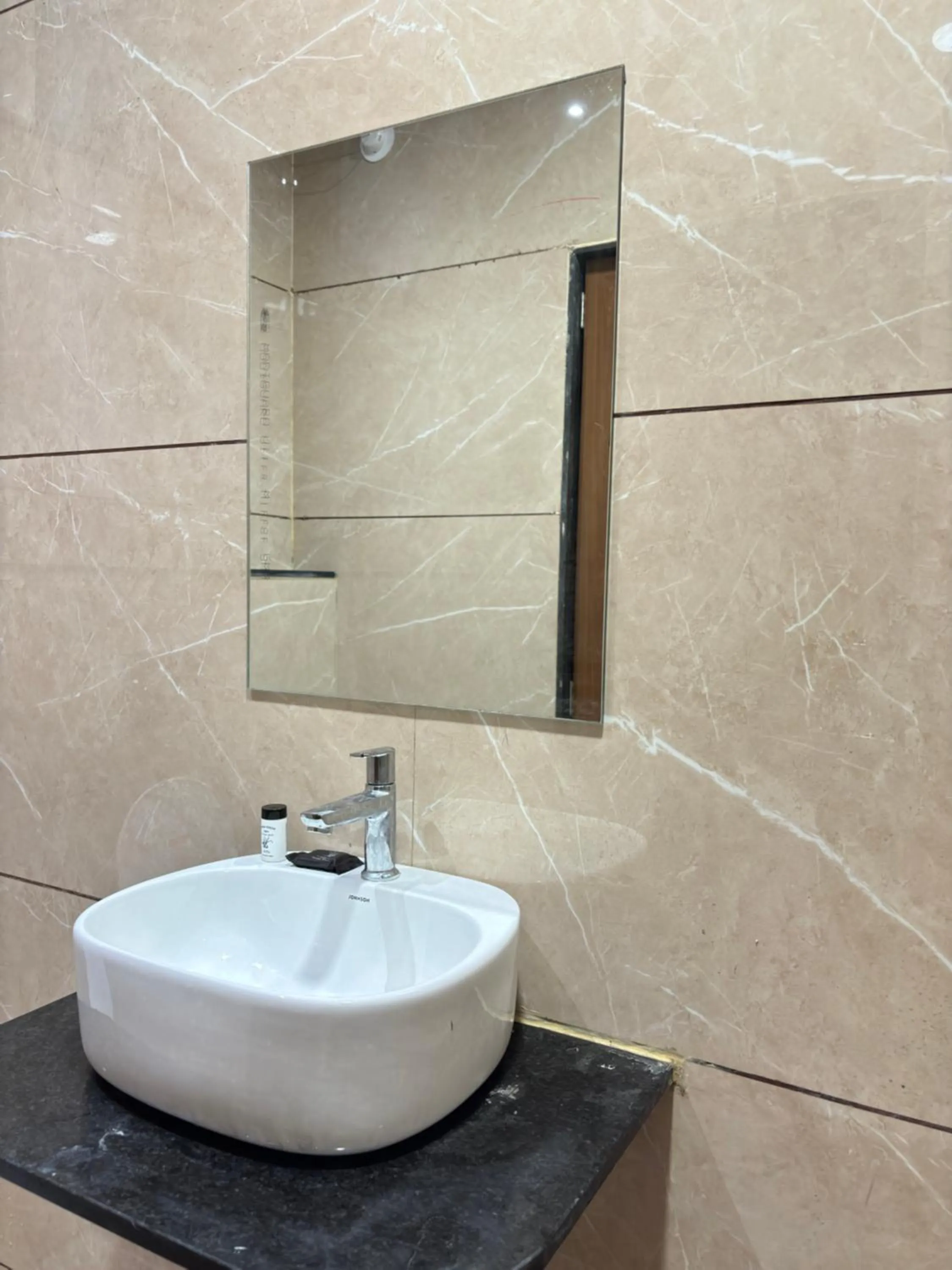 Bathroom in Hotel Shreegopal