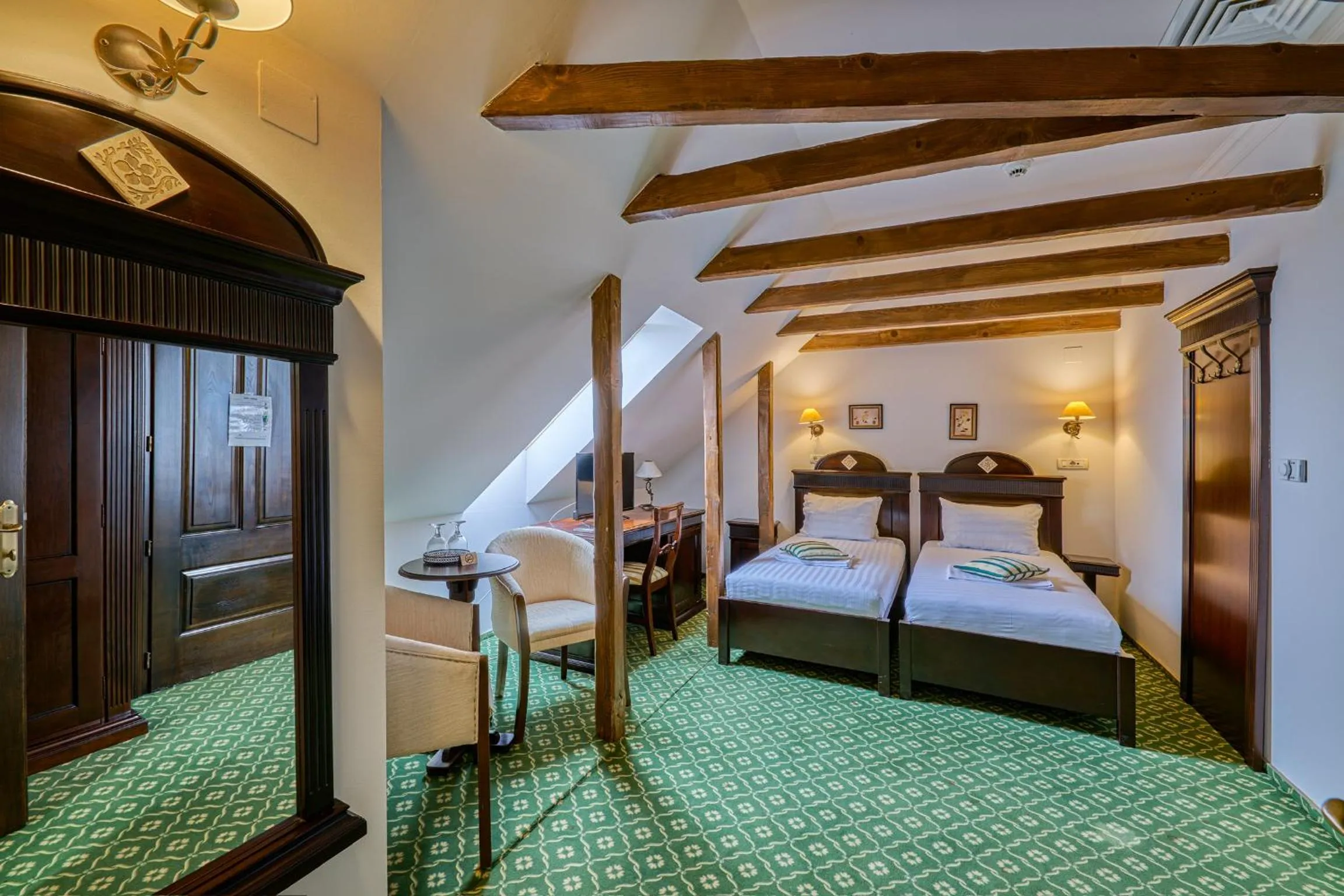 Bed in Hotel Classico Timisoara