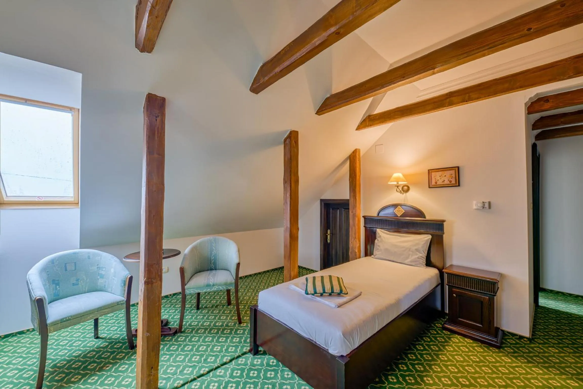 Bed in Hotel Classico Timisoara