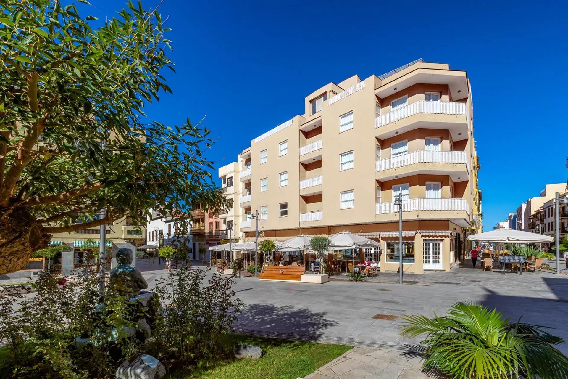 Property building in Hotel Boutique HC Maga Property building in Hotel Boutique HC Maga