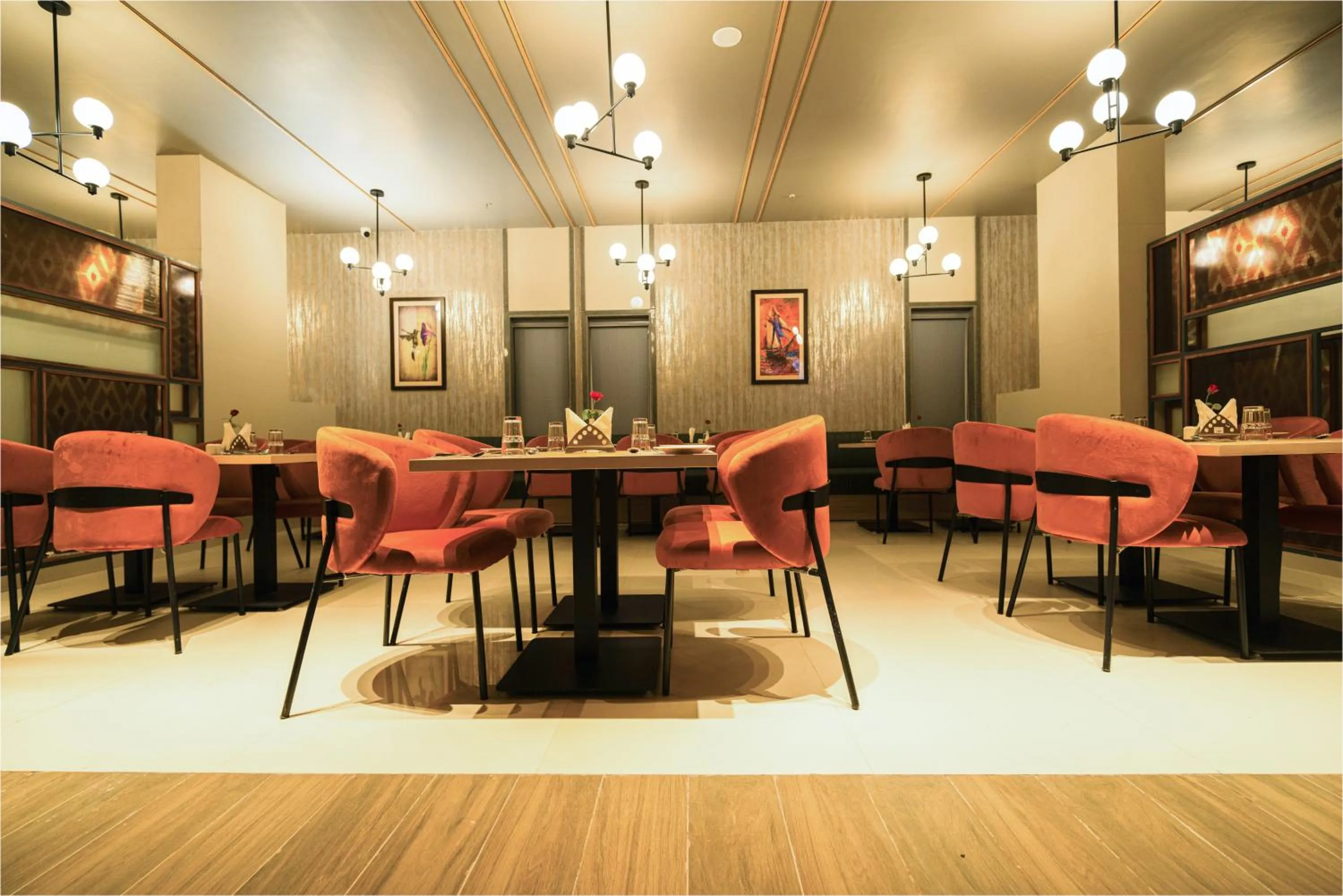 Restaurant/places to eat in The Grand Sona