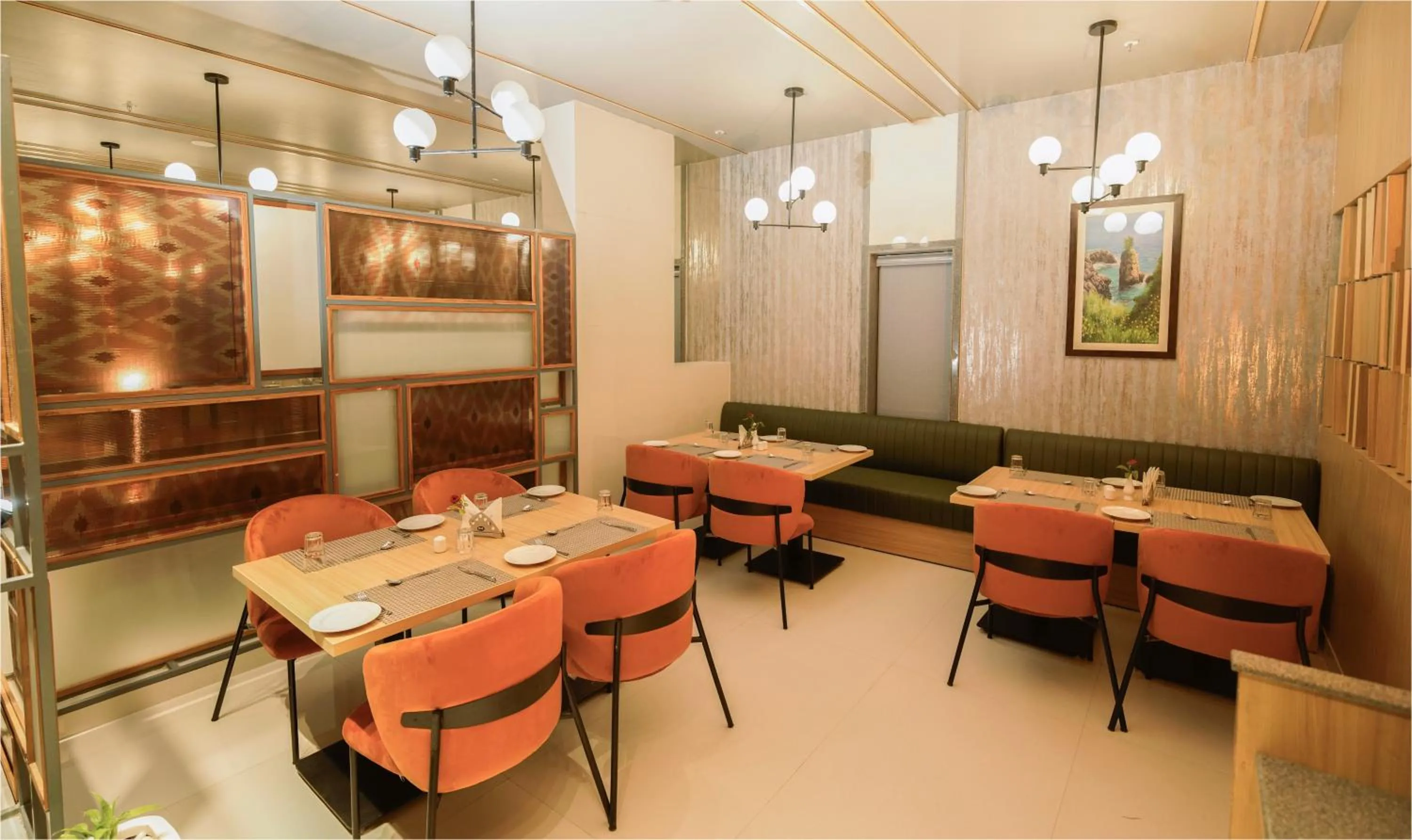 Restaurant/places to eat in The Grand Sona