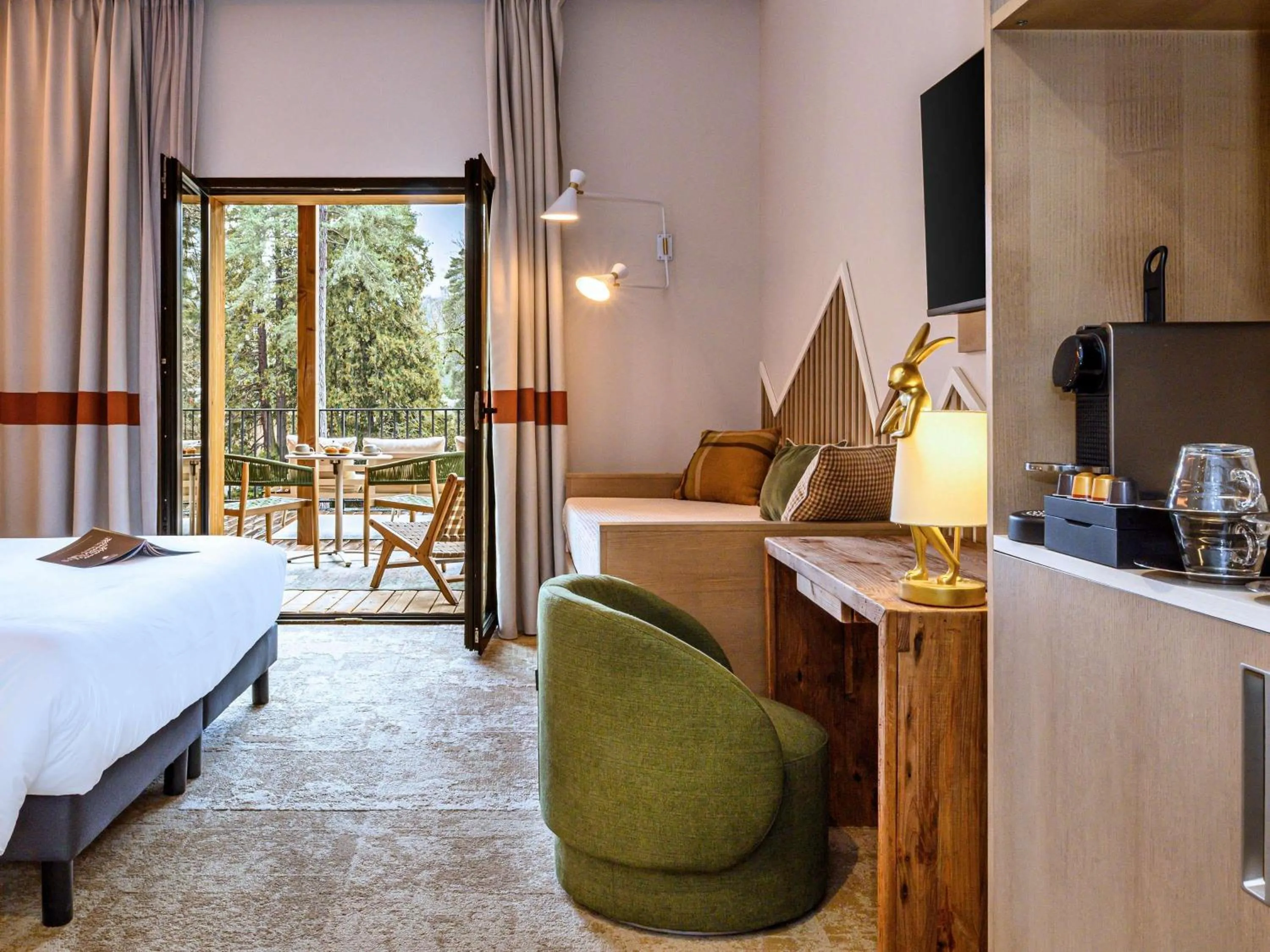 Bedroom, Bed in Mercure Ax Les Thermes