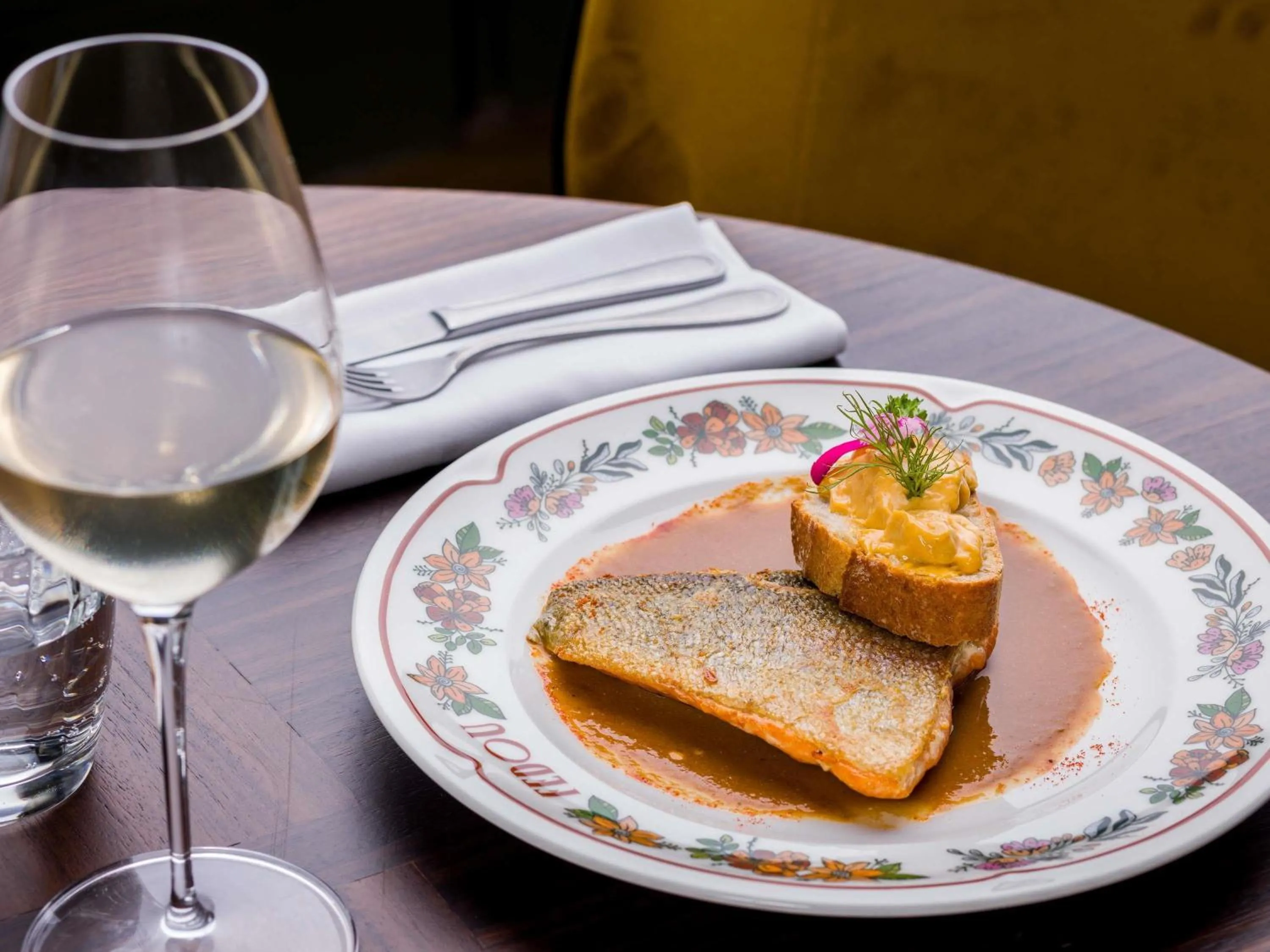 Restaurant/places to eat in Mercure Ax Les Thermes