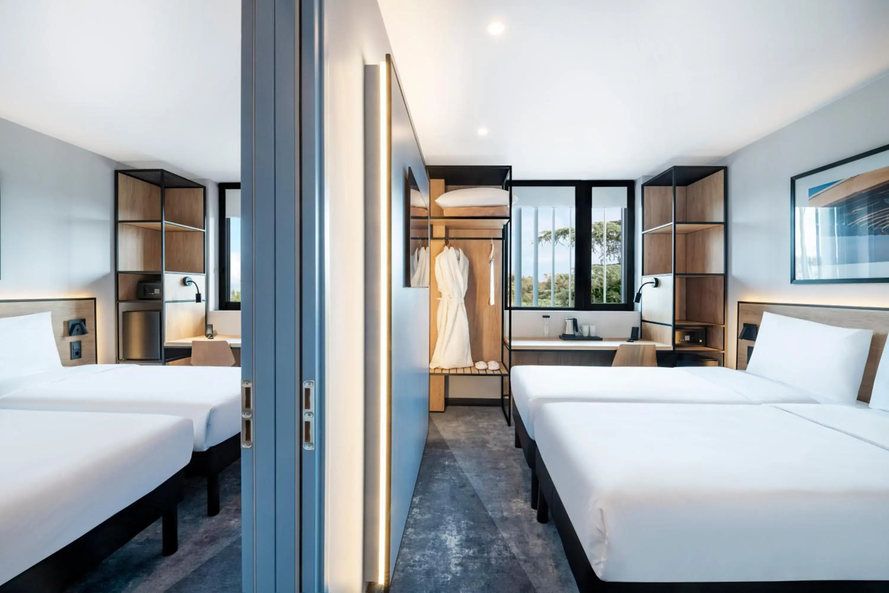 Photo of the whole room, Bed in ibis Tbilisi Airport Photo of the whole room, Bed in ibis Tbilisi Airport