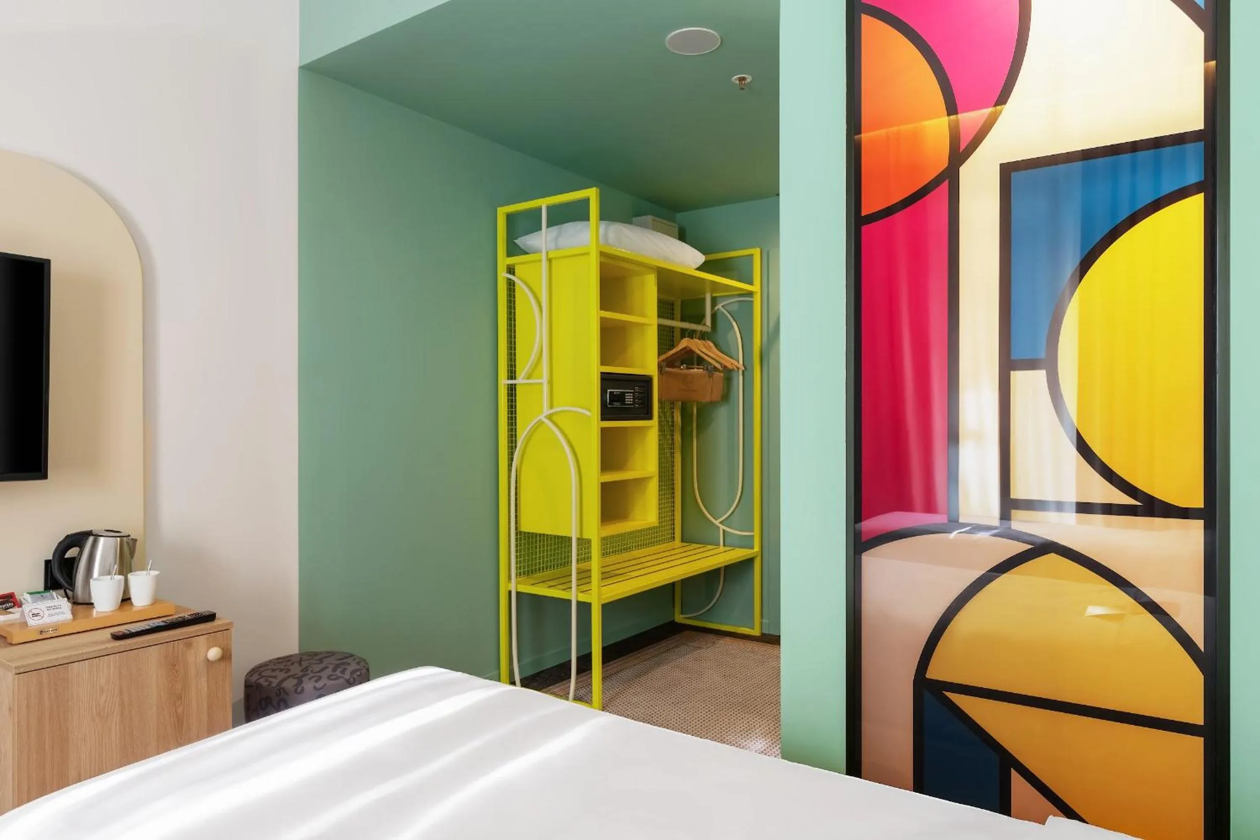 Bed in ibis Styles Old Tbilisi