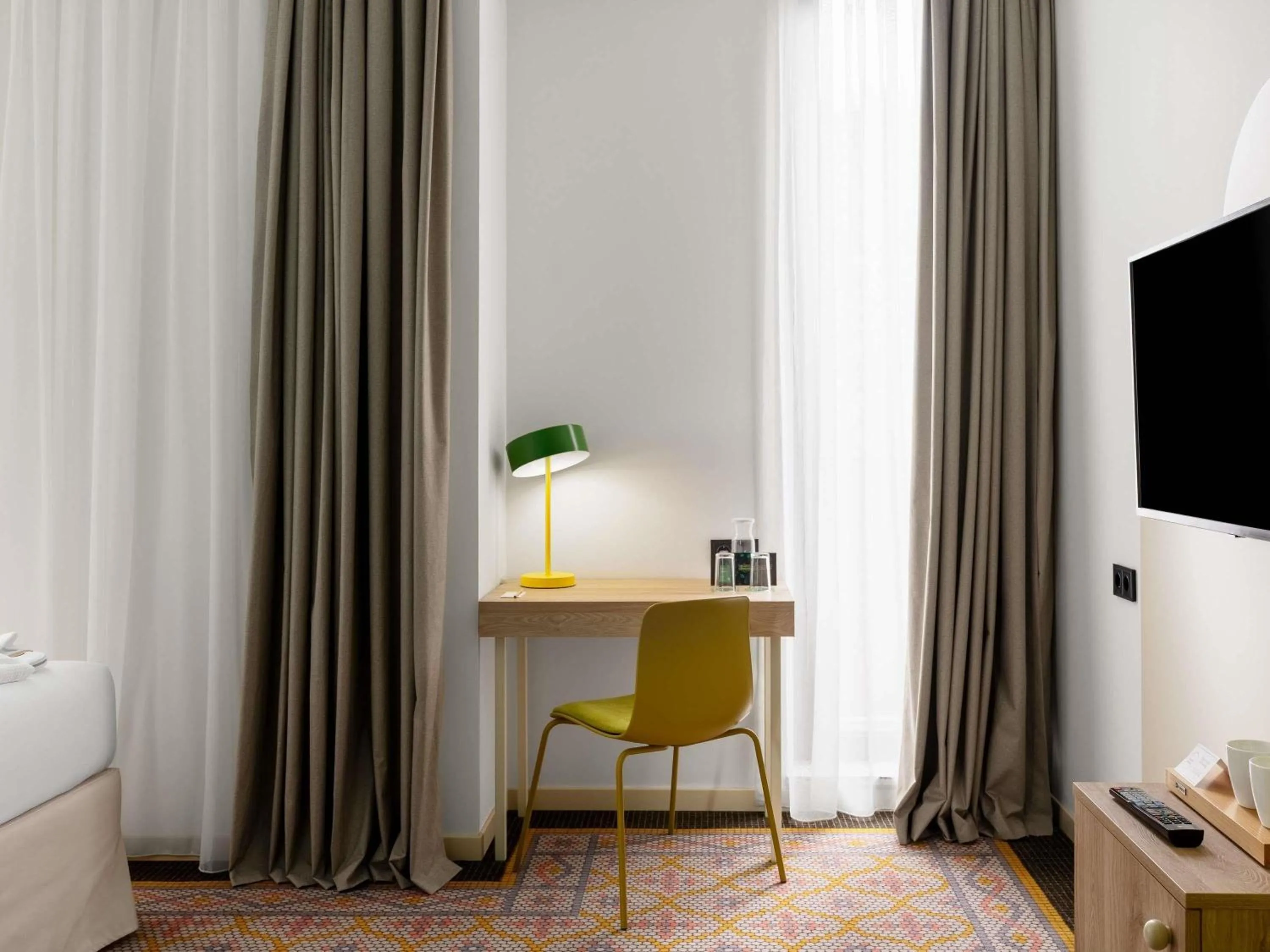 Bedroom in ibis Styles Old Tbilisi