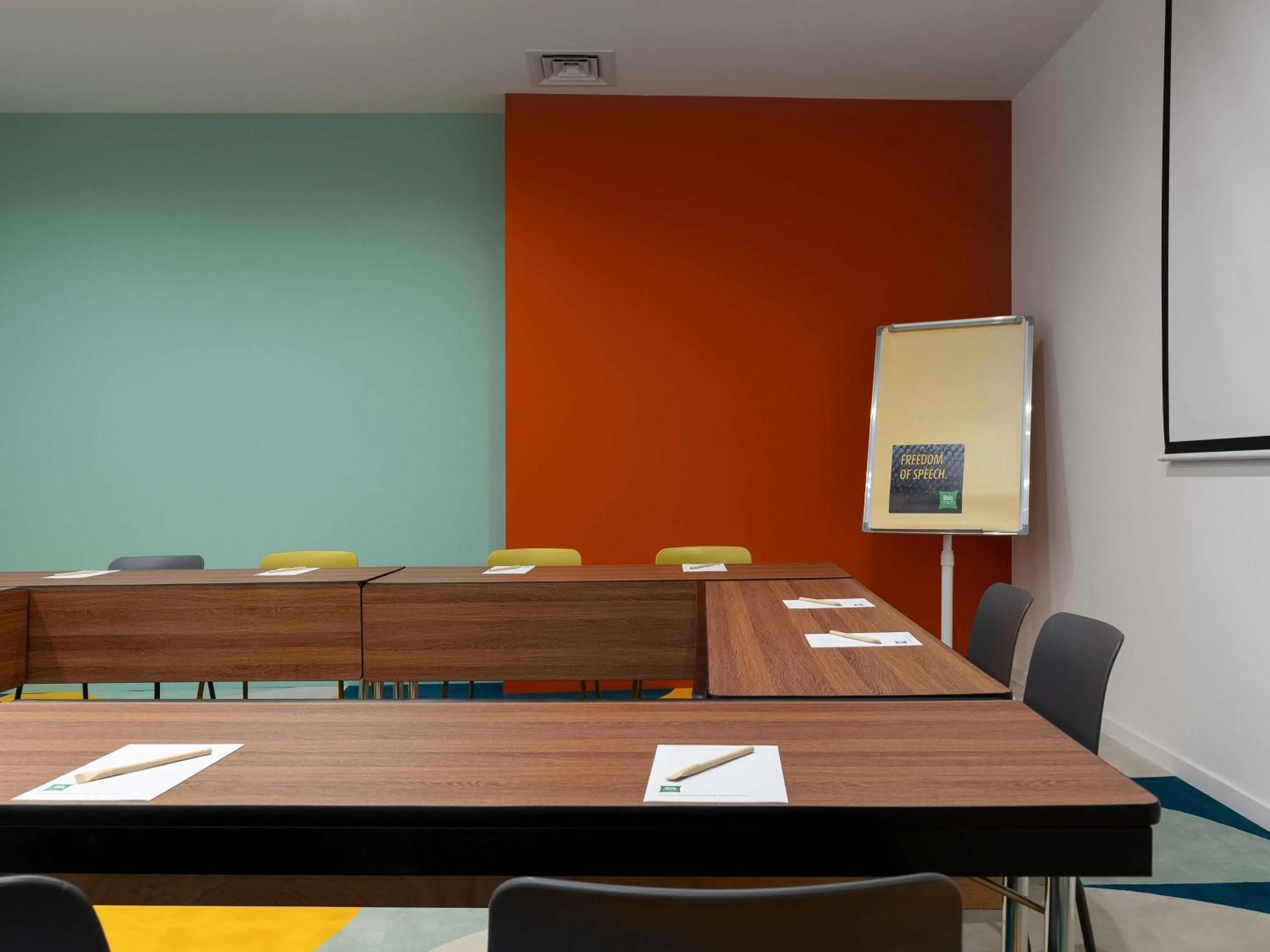 Meeting/conference room in ibis Styles Old Tbilisi