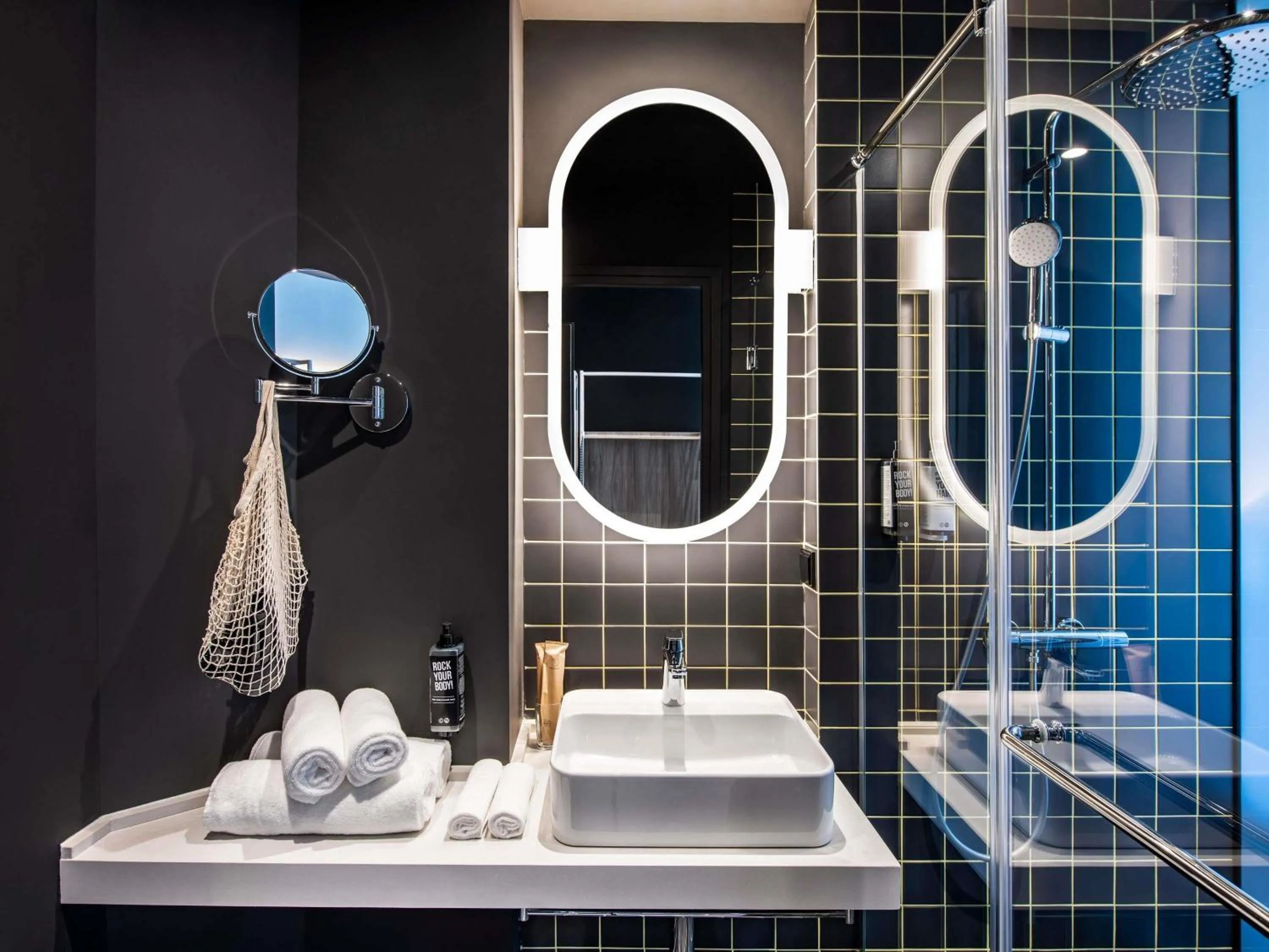 Bedroom in ibis Tbilisi City