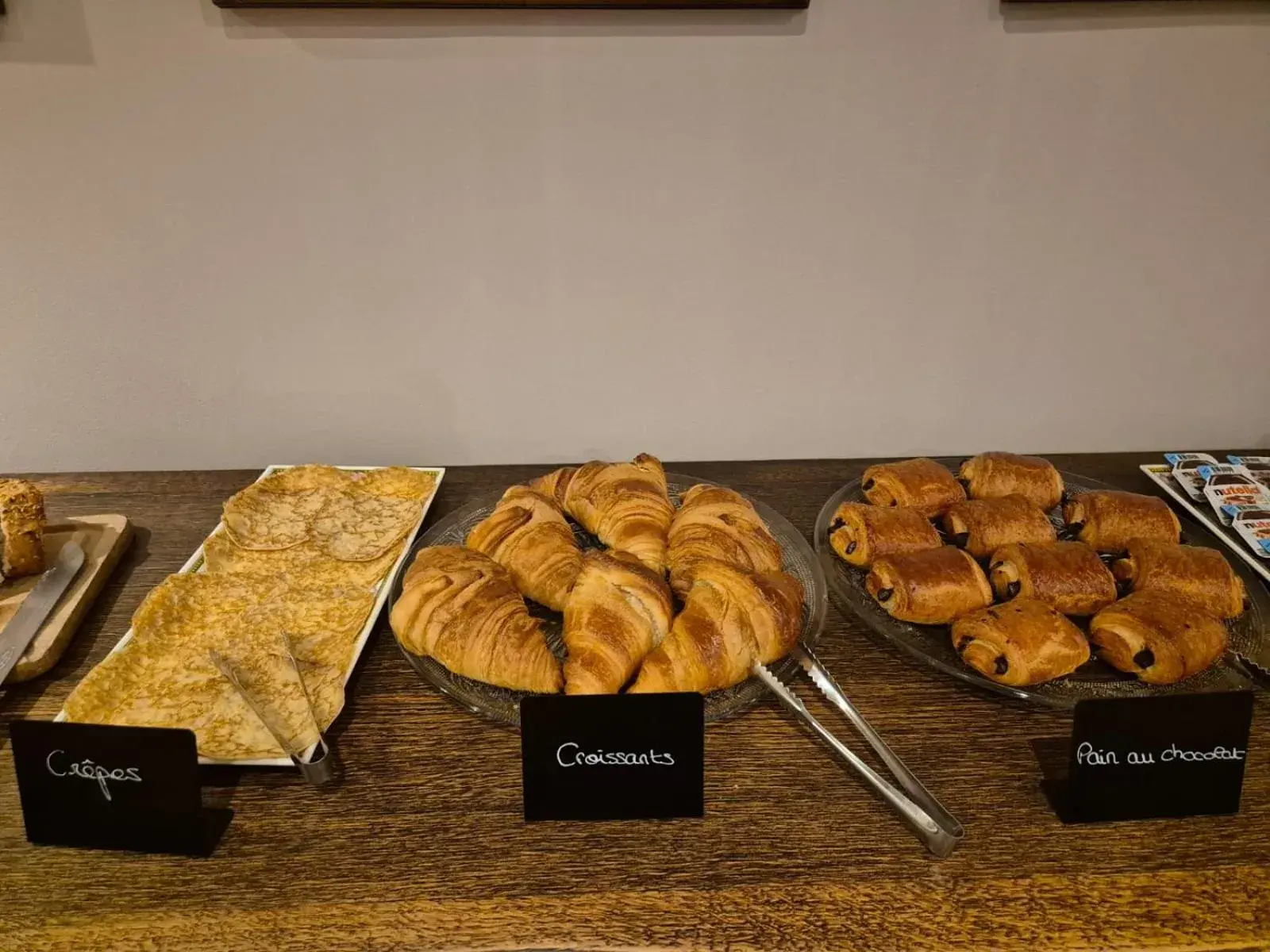 Breakfast in Hôtel Les Trois Luppars Breakfast in Hôtel Les Trois Luppars