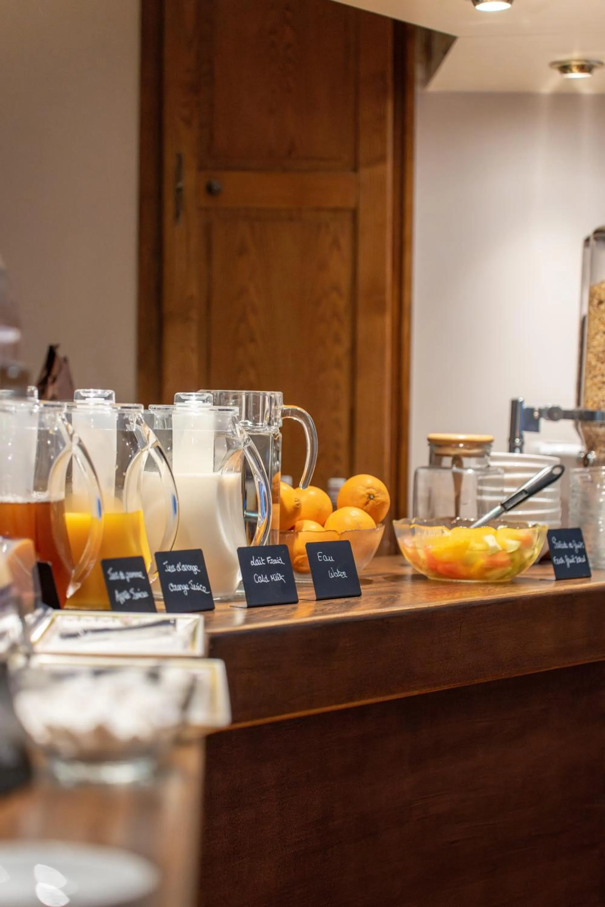 Breakfast in Hôtel Les Trois Luppars