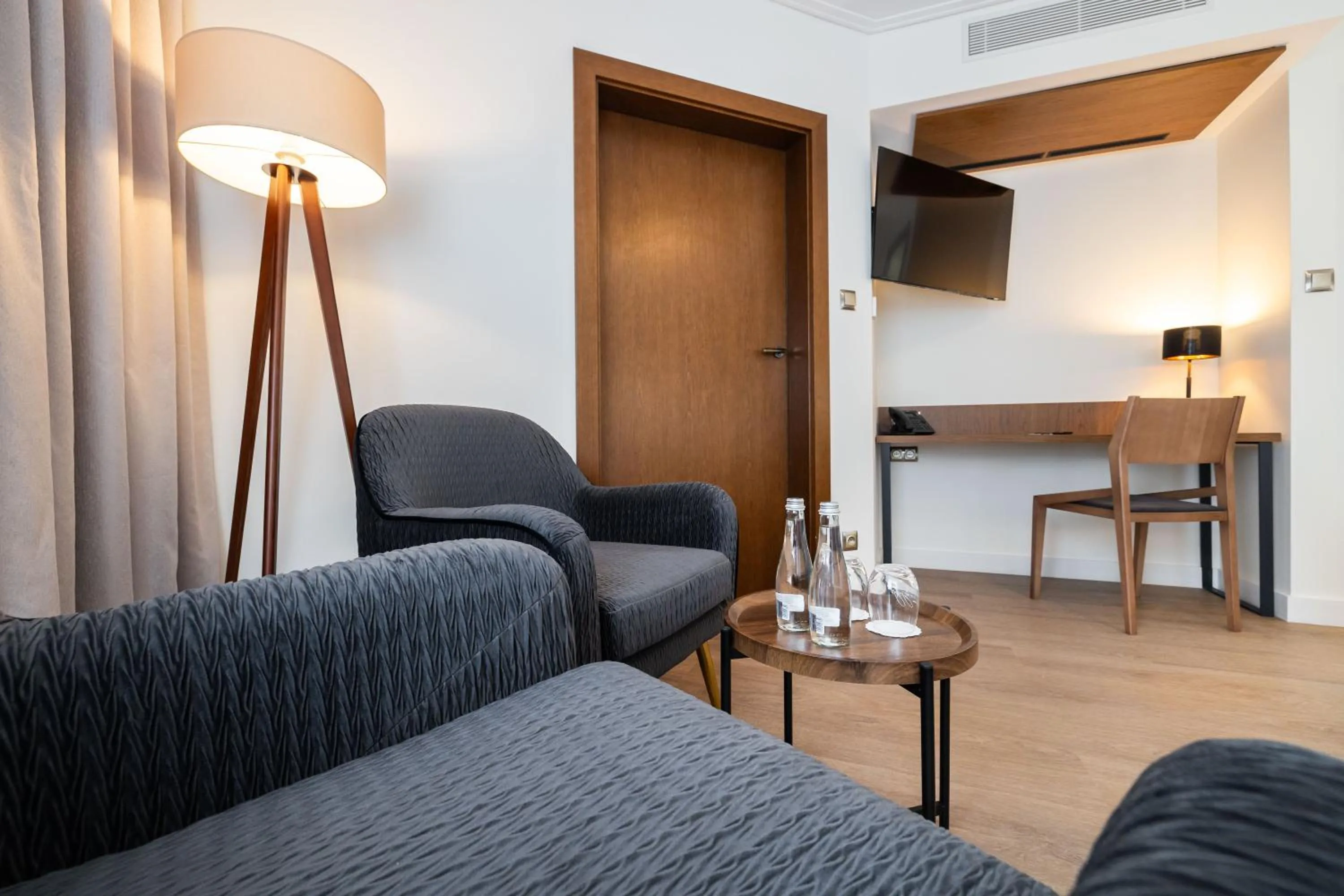 Seating area in Hotel Opera