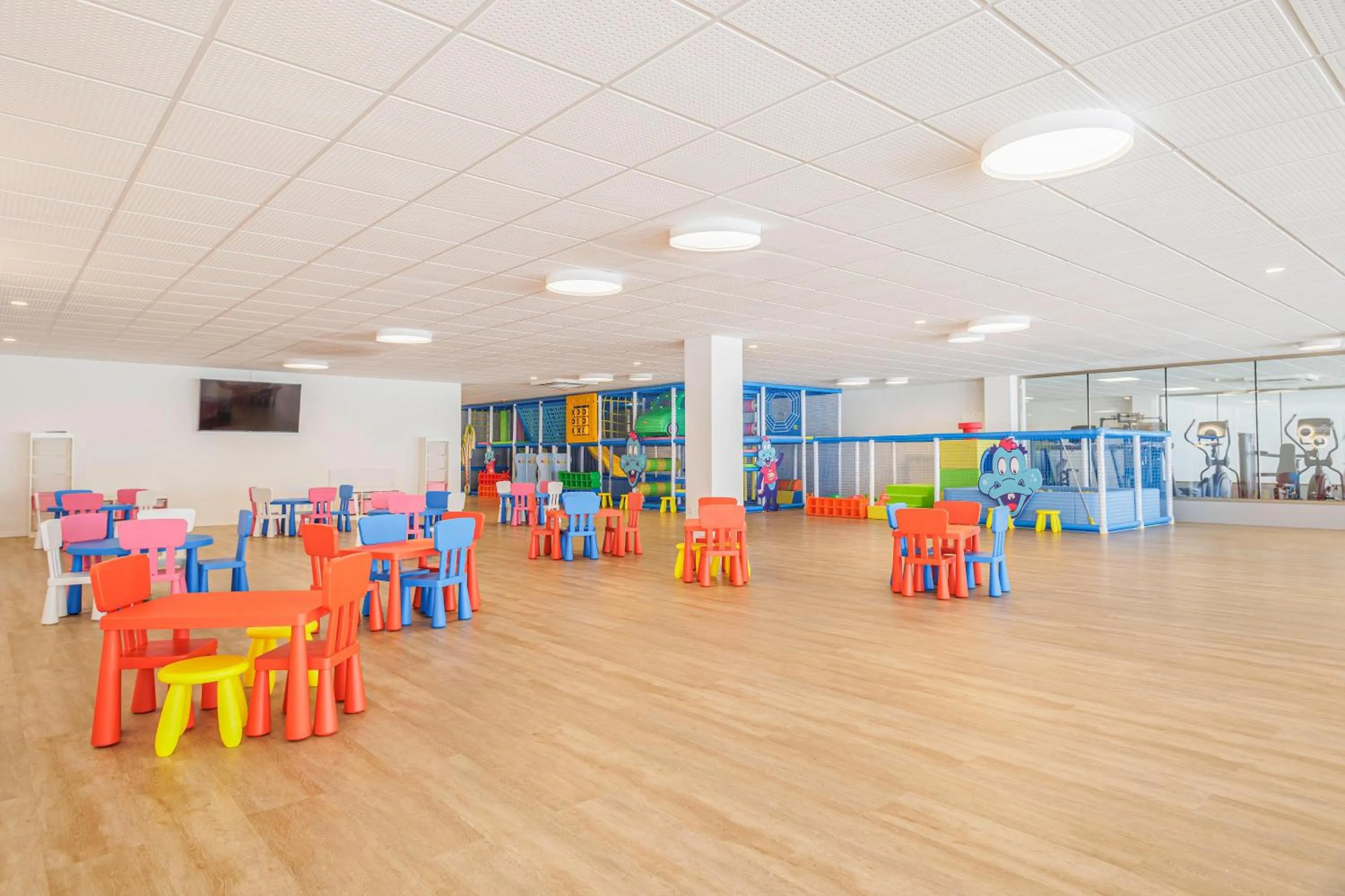 children in Hotel Best Indalo