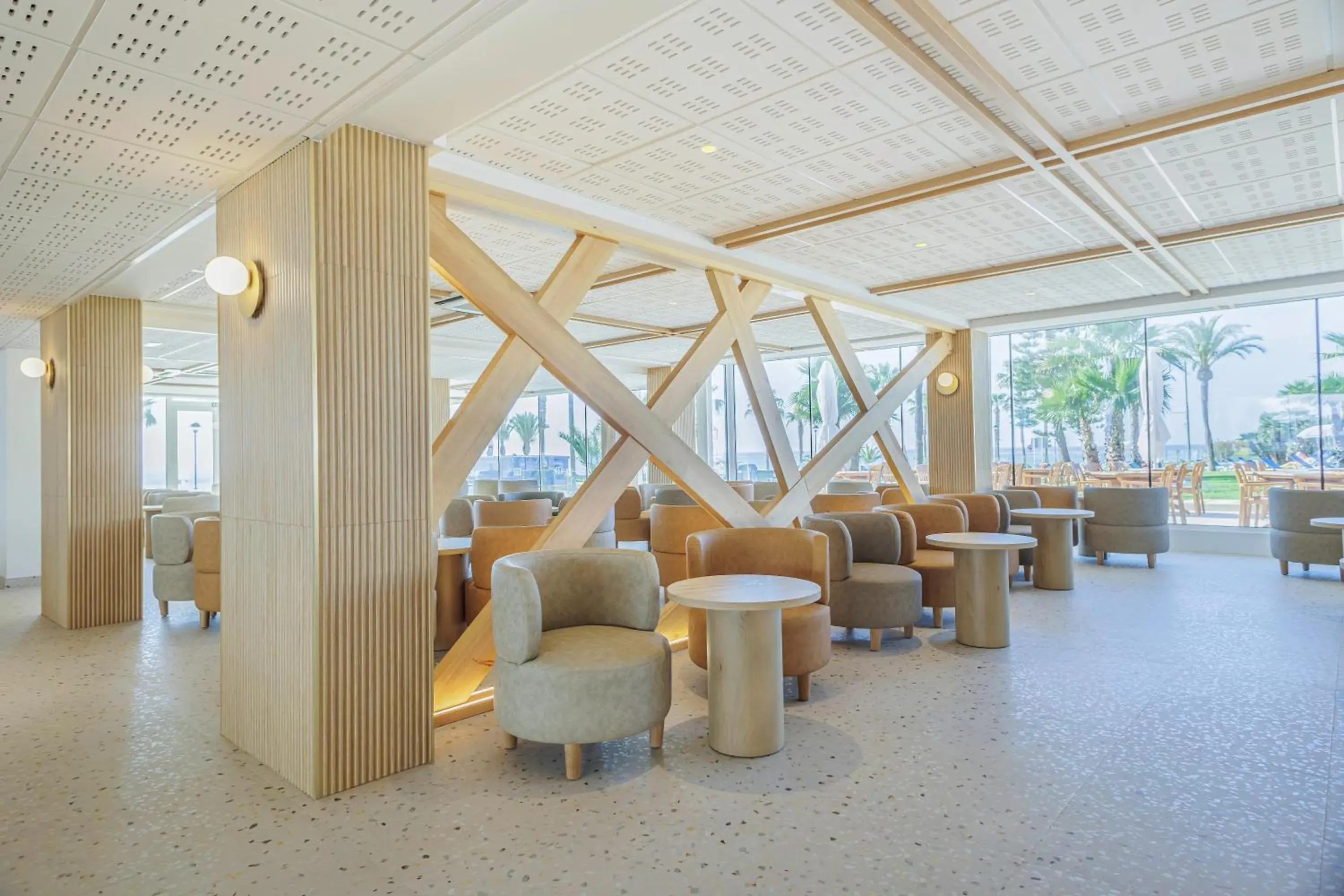 Lounge or bar in Hotel Best Indalo Lounge or bar in Hotel Best Indalo