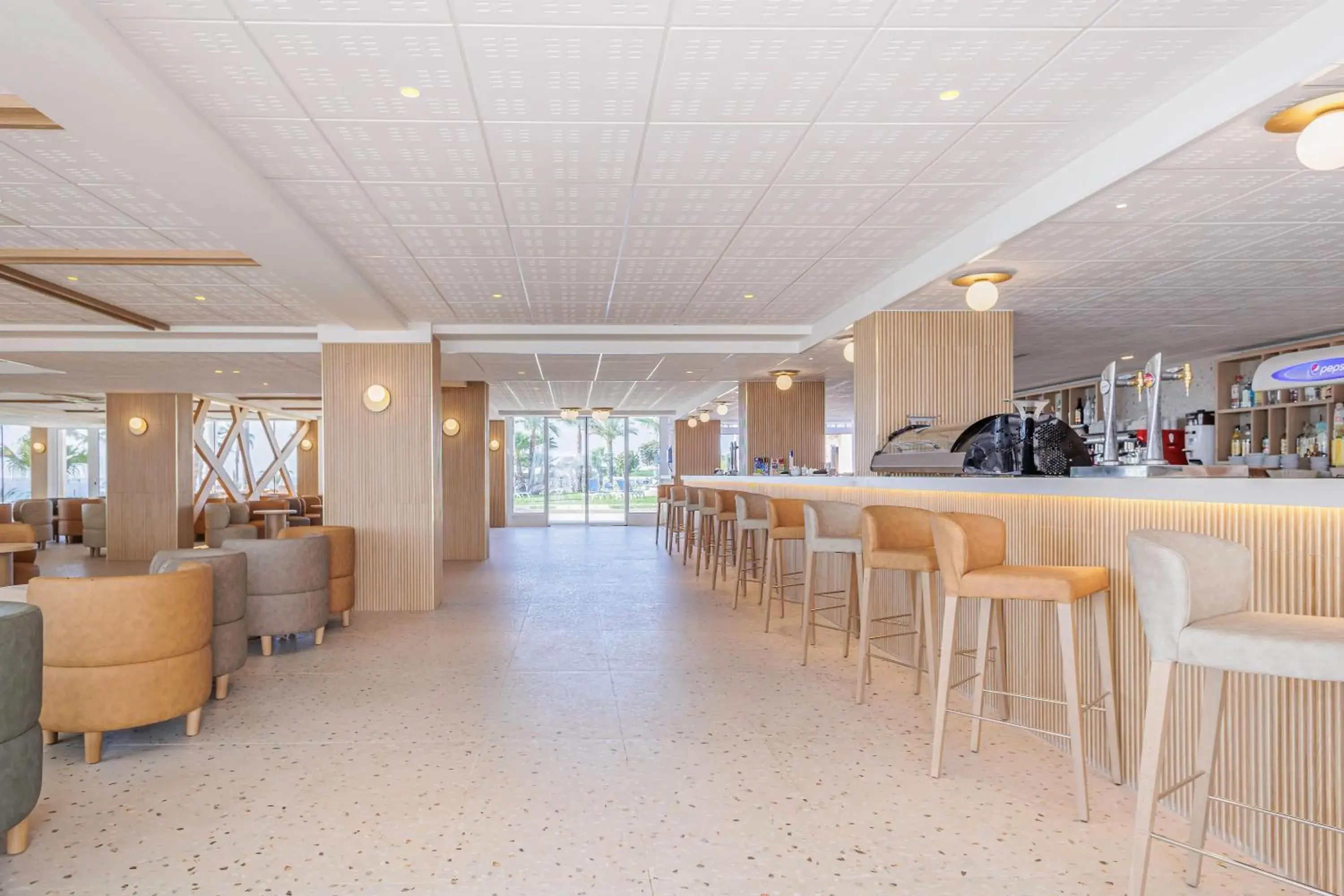 Lounge or bar in Hotel Best Indalo Lounge or bar in Hotel Best Indalo