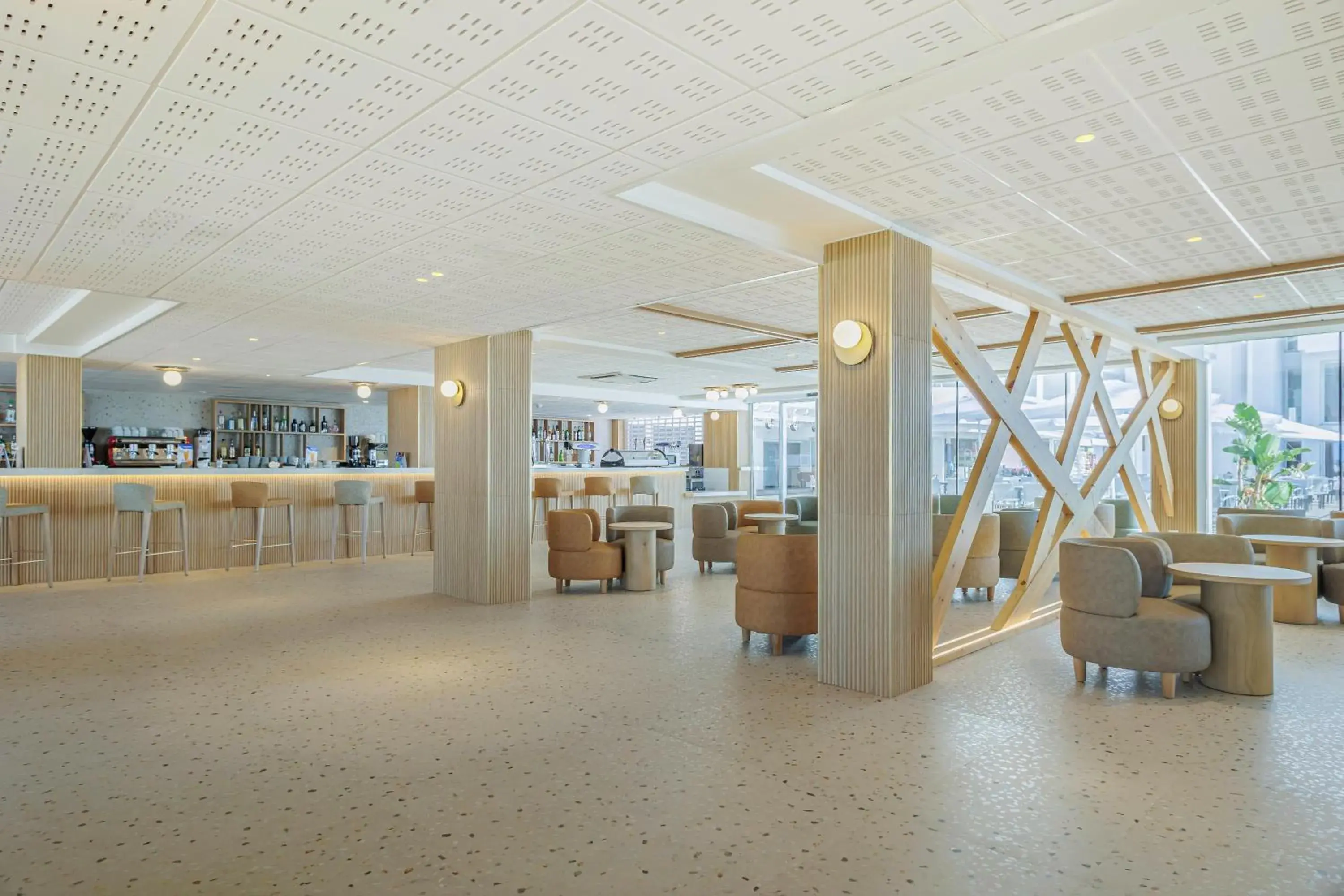 Lounge or bar in Hotel Best Indalo Lounge or bar in Hotel Best Indalo