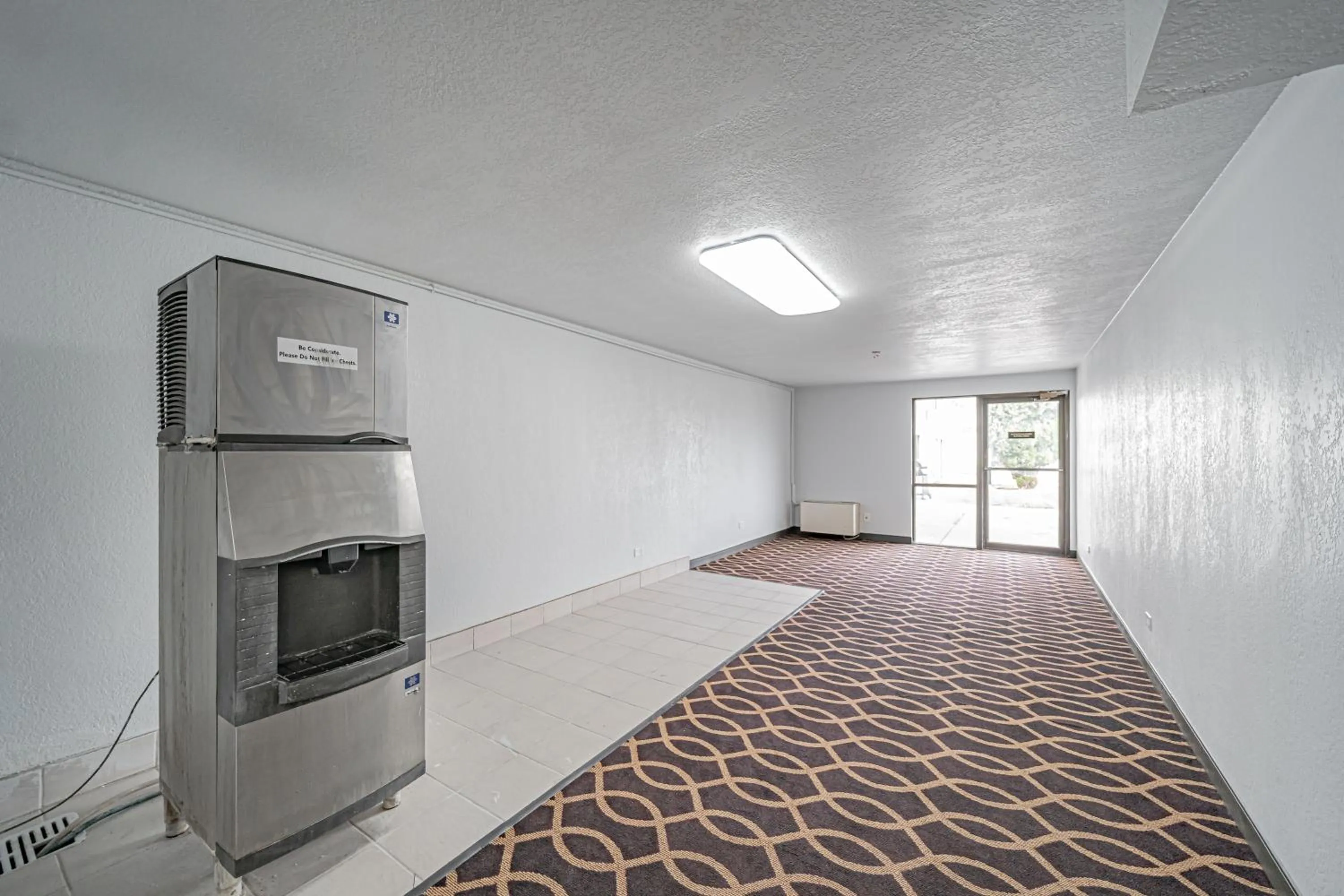 Property building in Studio 6 Pocatello, ID