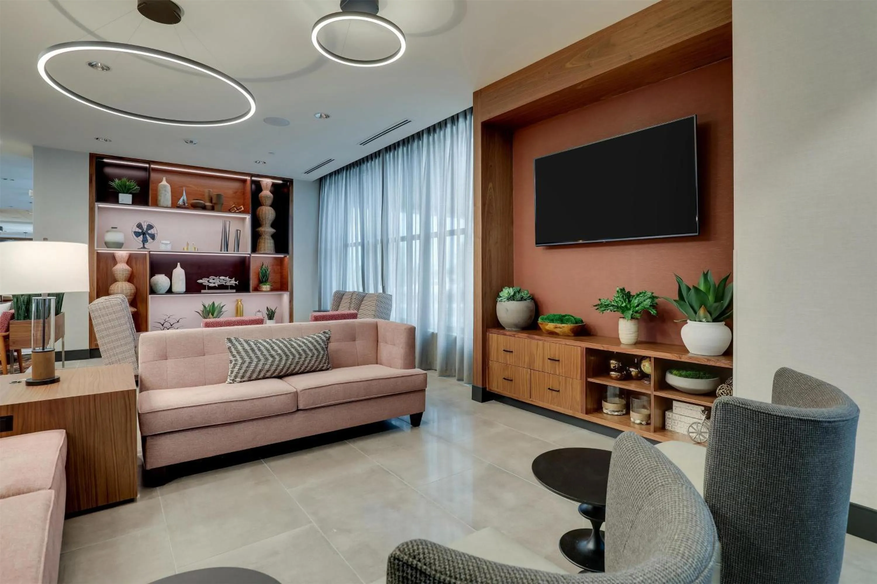 Lobby or reception in Drury Plaza Hotel North Charleston