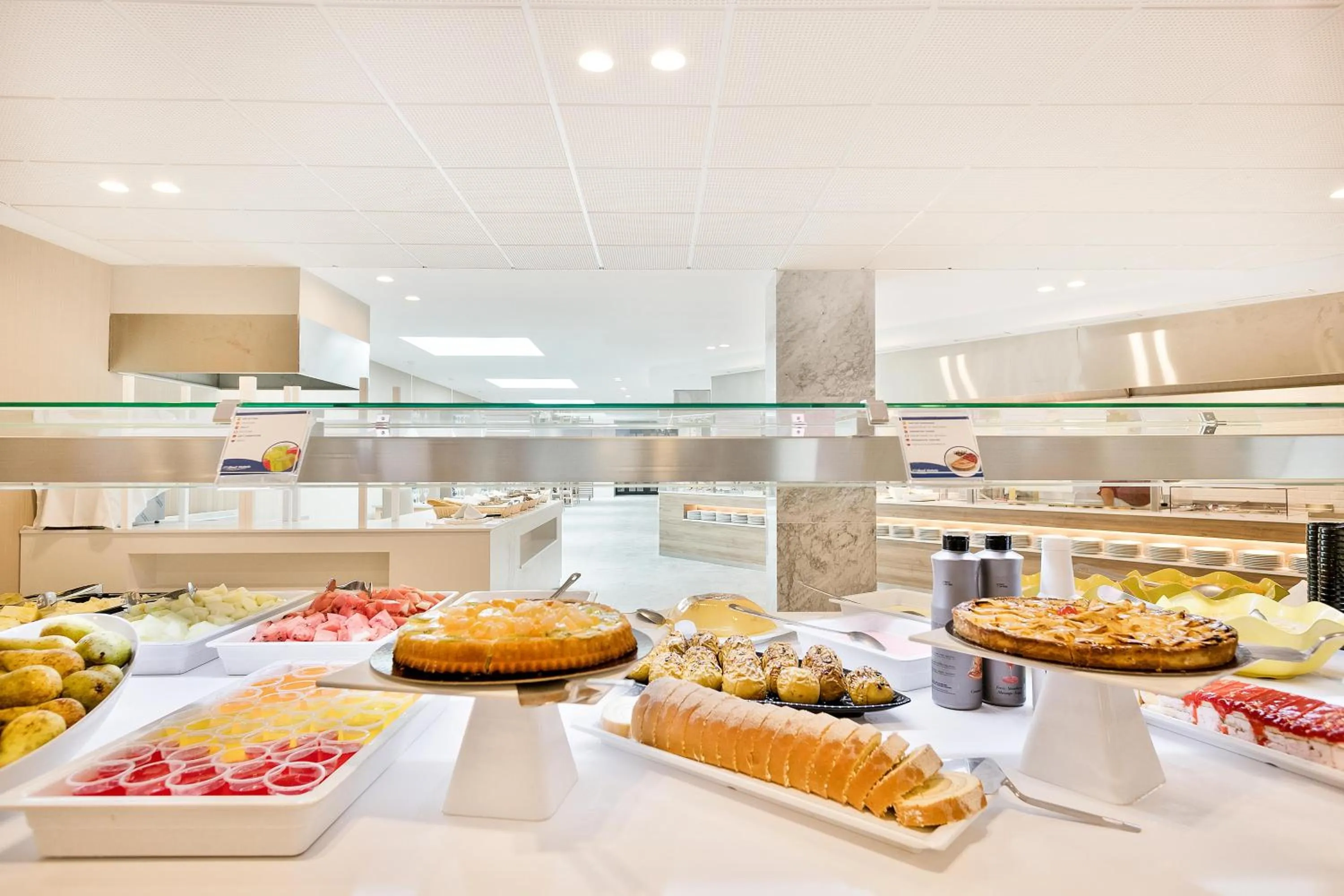 Restaurant/places to eat in Hotel Best San Diego