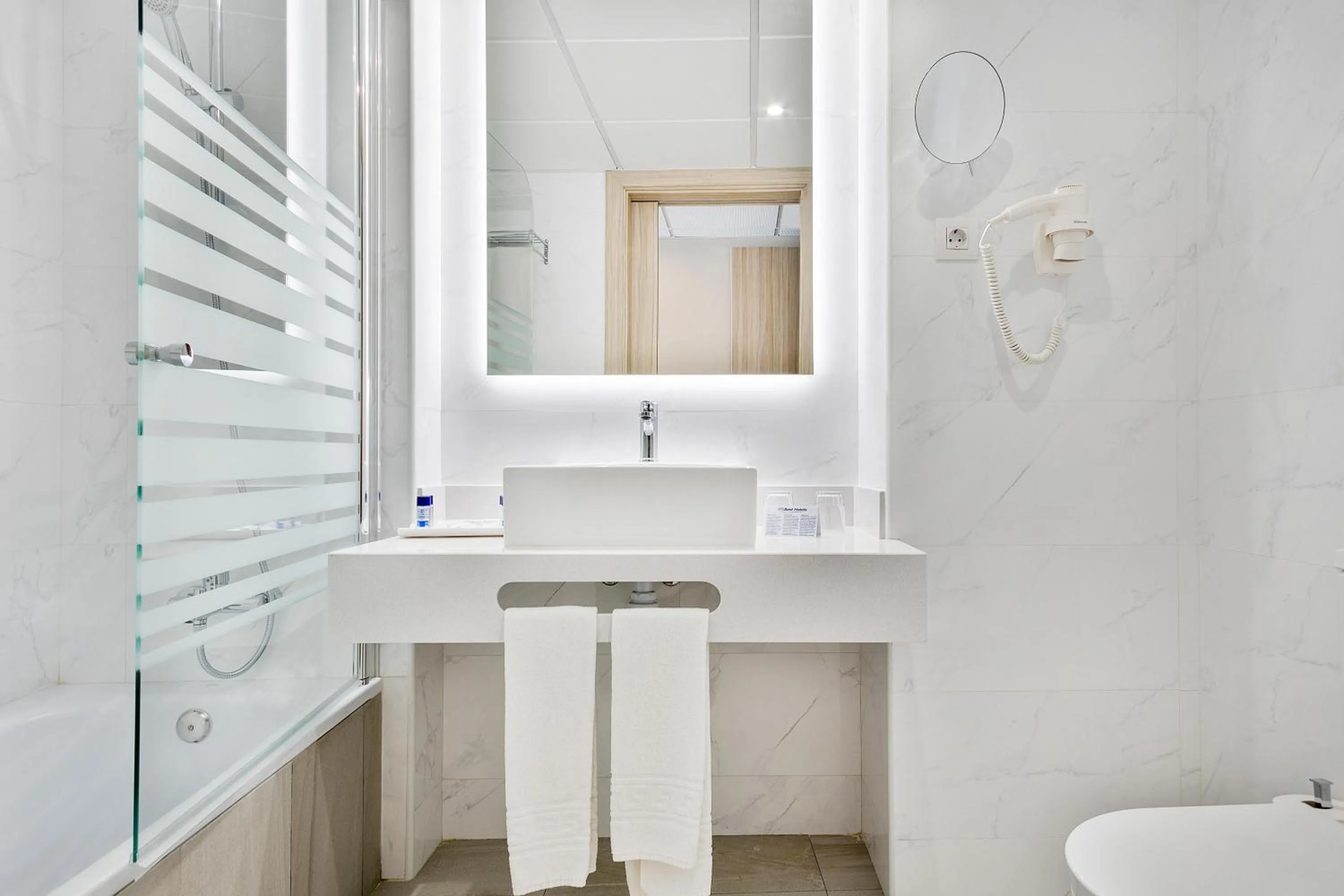 Bathroom in Hotel Best San Diego