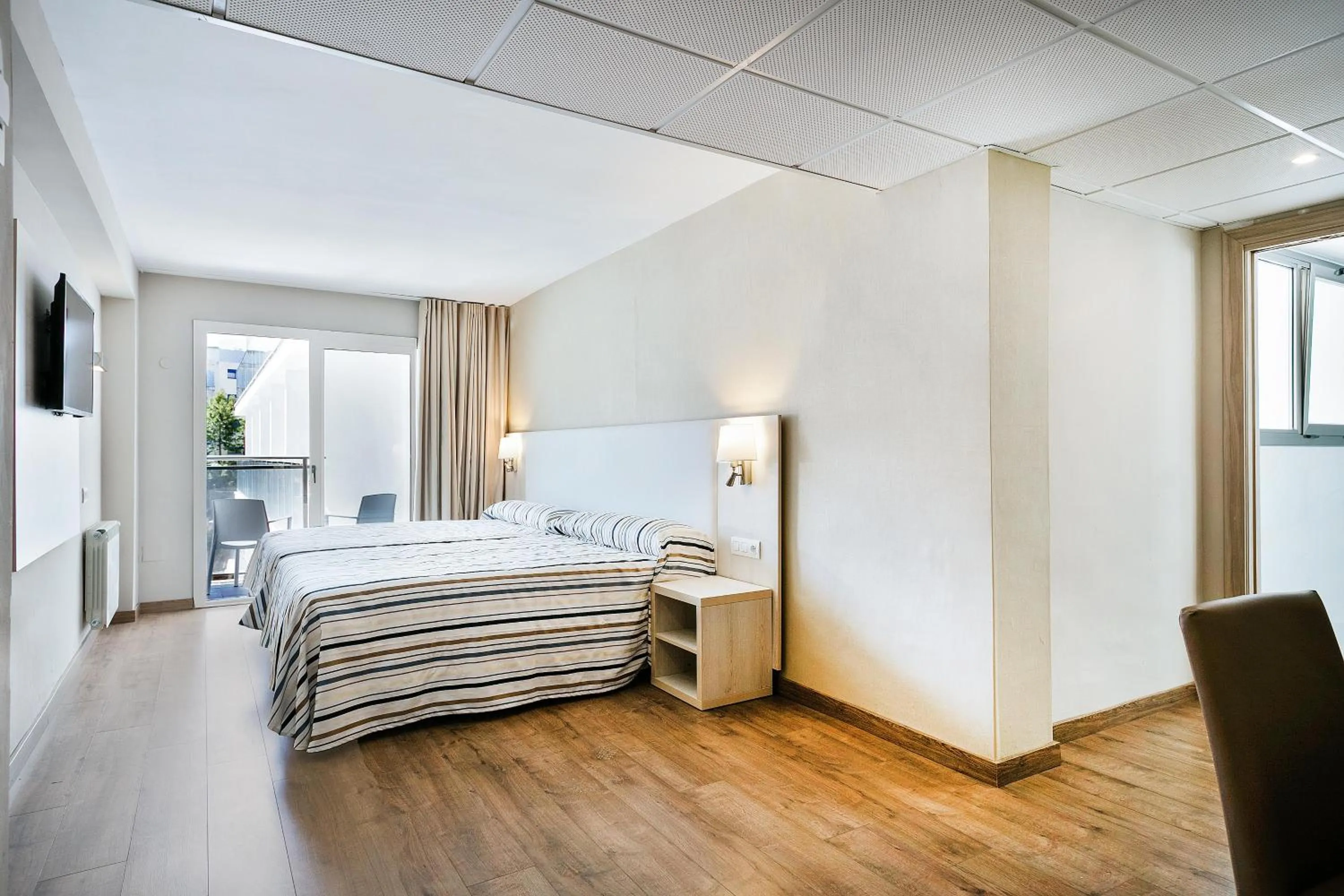 Photo of the whole room, Bed in Hotel Best San Diego