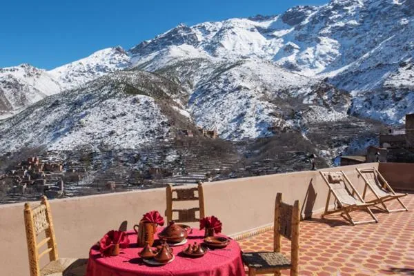 Facade/entrance in Atlas Prestige