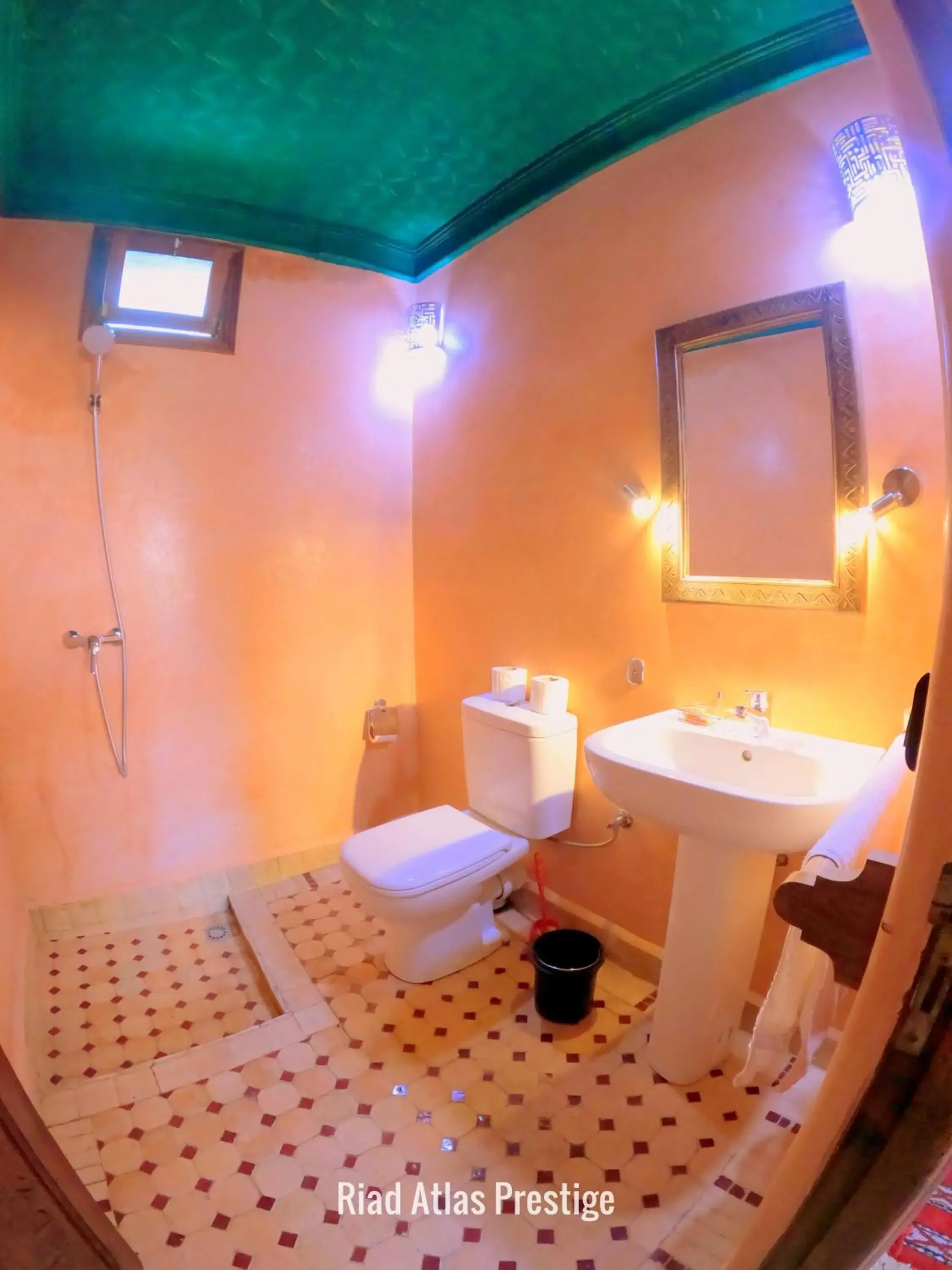 Bed in Atlas Prestige Bed in Atlas Prestige