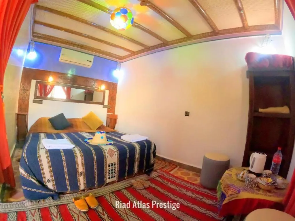 Bed in Atlas Prestige