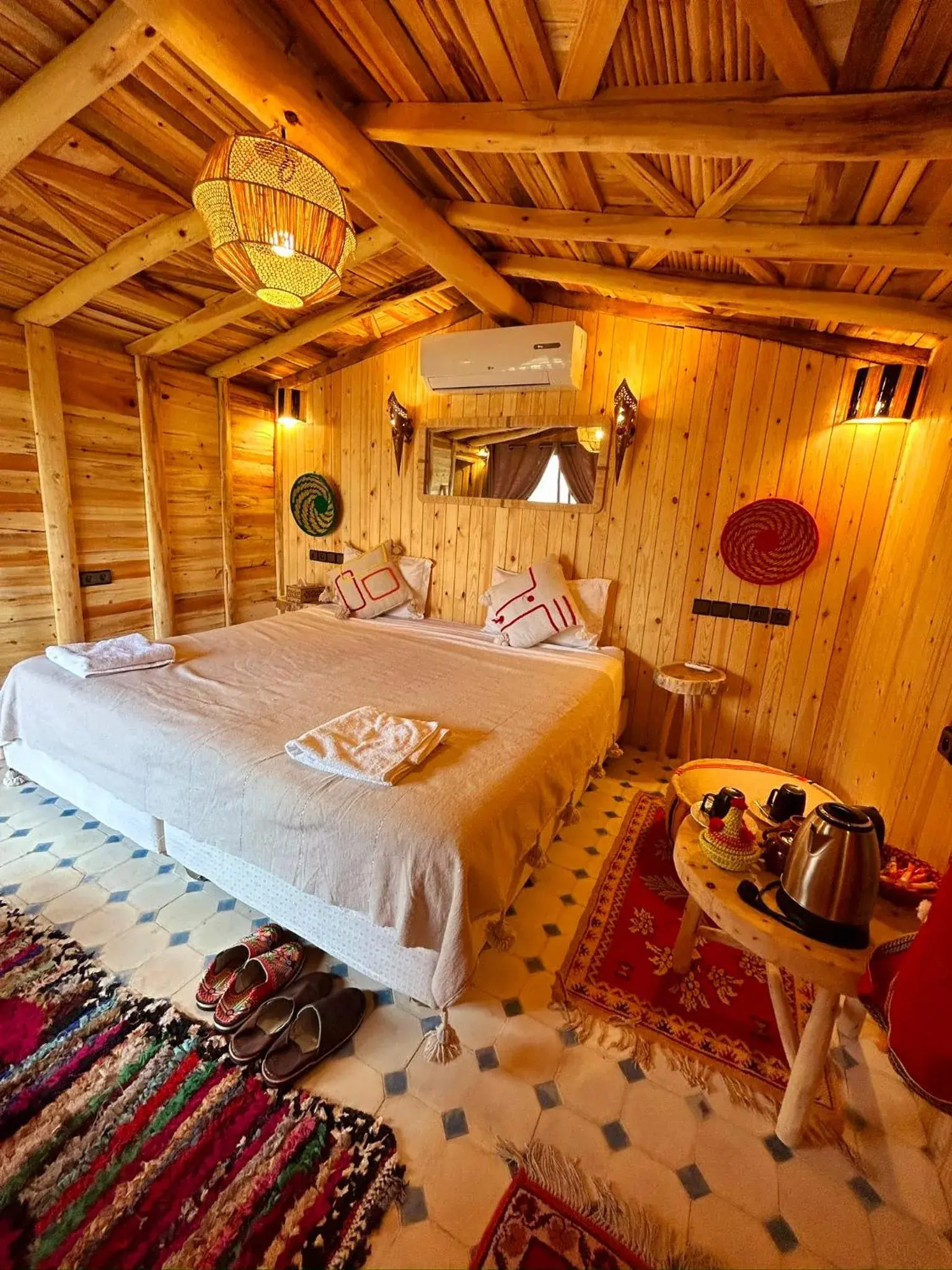 Bed in Atlas Prestige Bed in Atlas Prestige