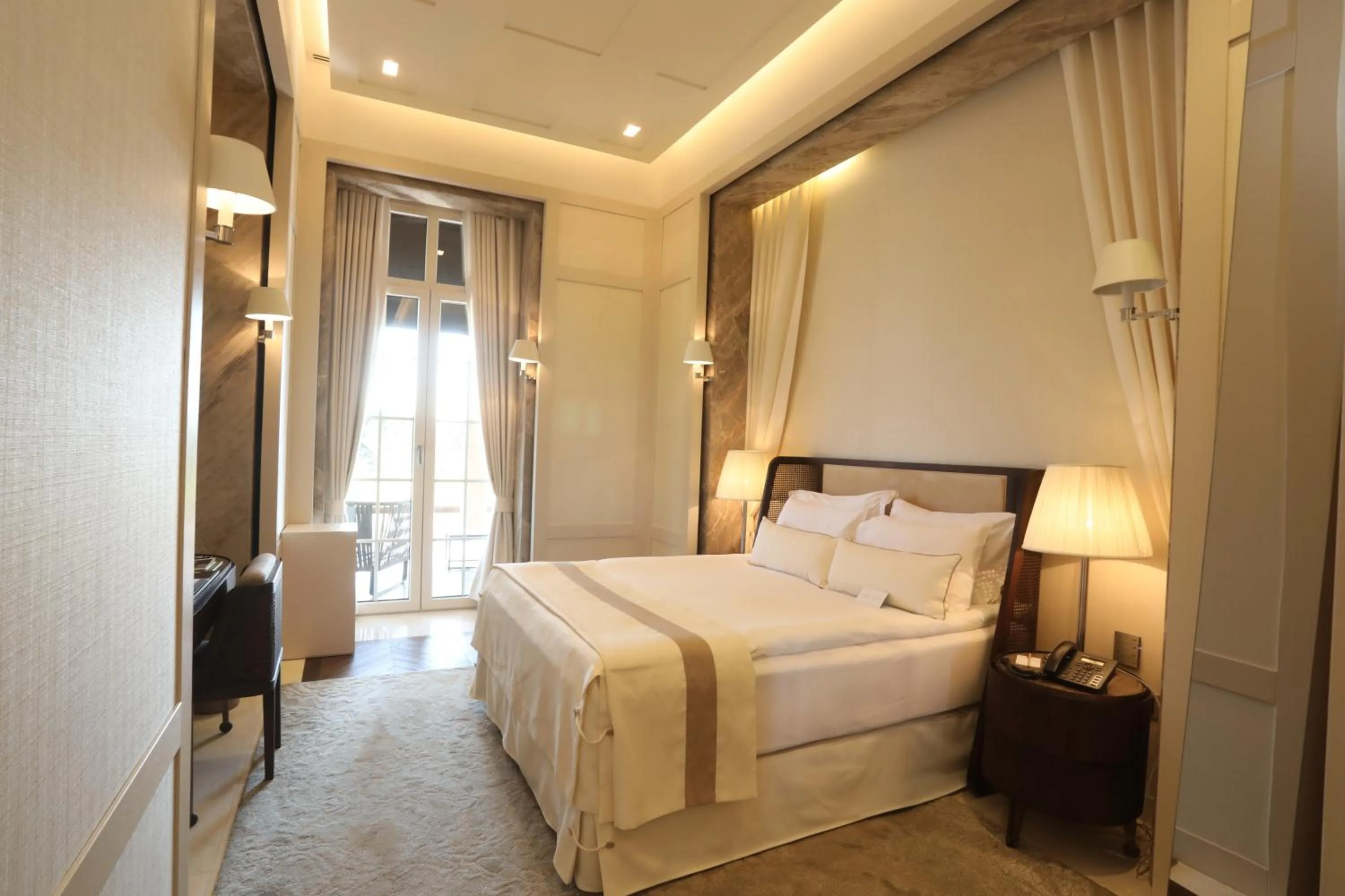 Photo of the whole room, Bed in Kemer Country Hotel İstanbul