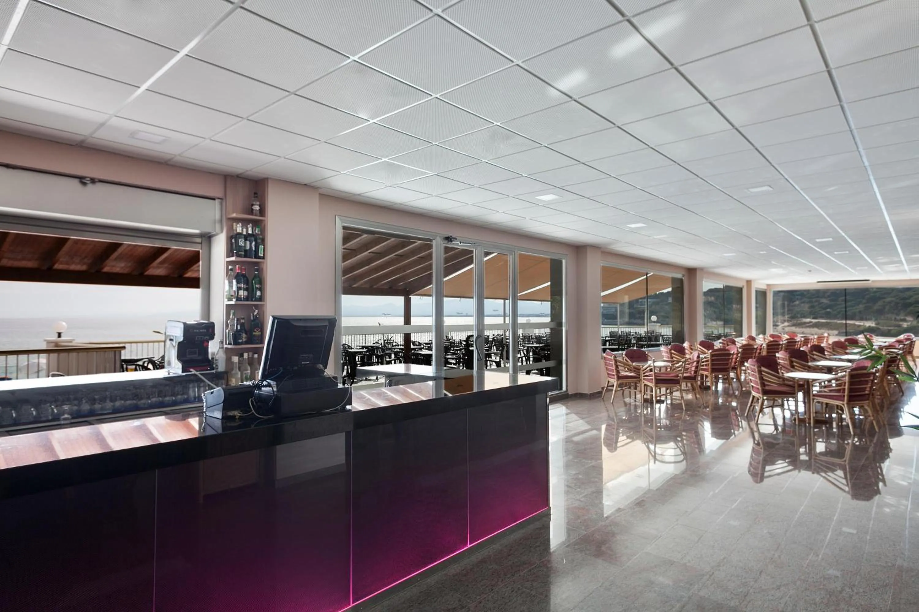 Lounge or bar in Hotel Best Negresco