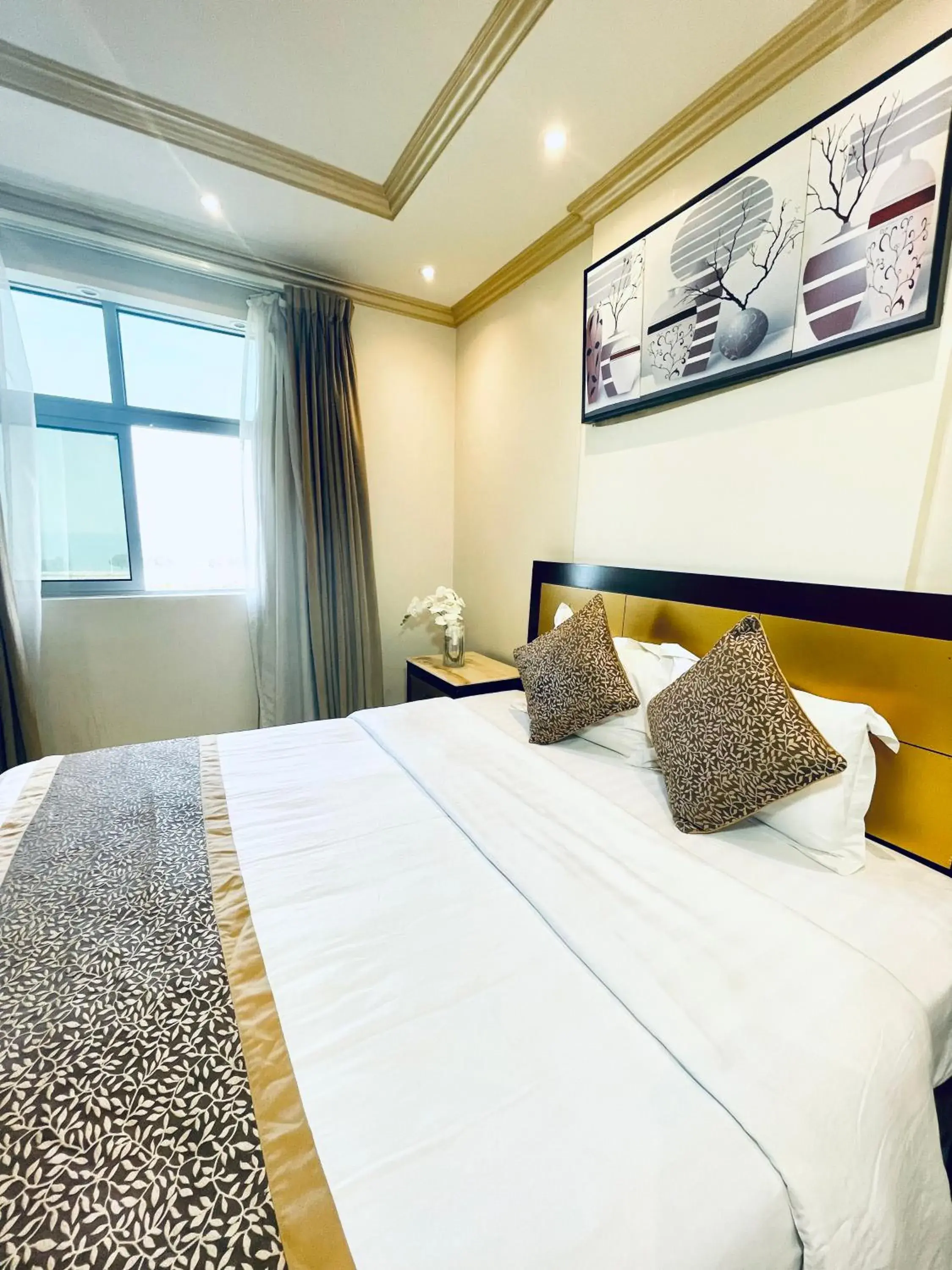 Deluxe Two-Bedroom Apartment with Sea View in Burj Al Almas Deluxe Two-Bedroom Apartment with Sea View in Burj Al Almas