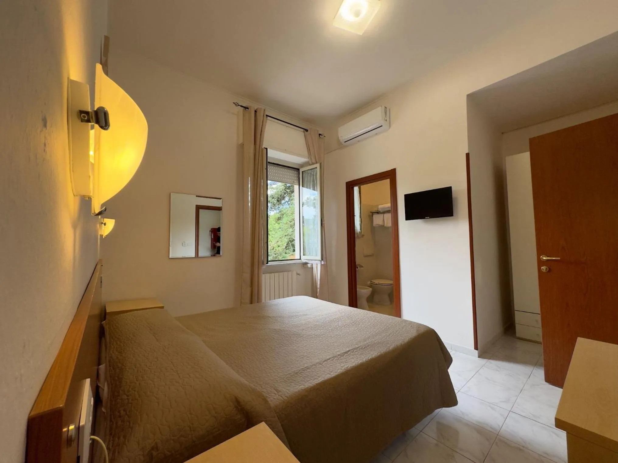 Bed in Hotel Villa Robinia