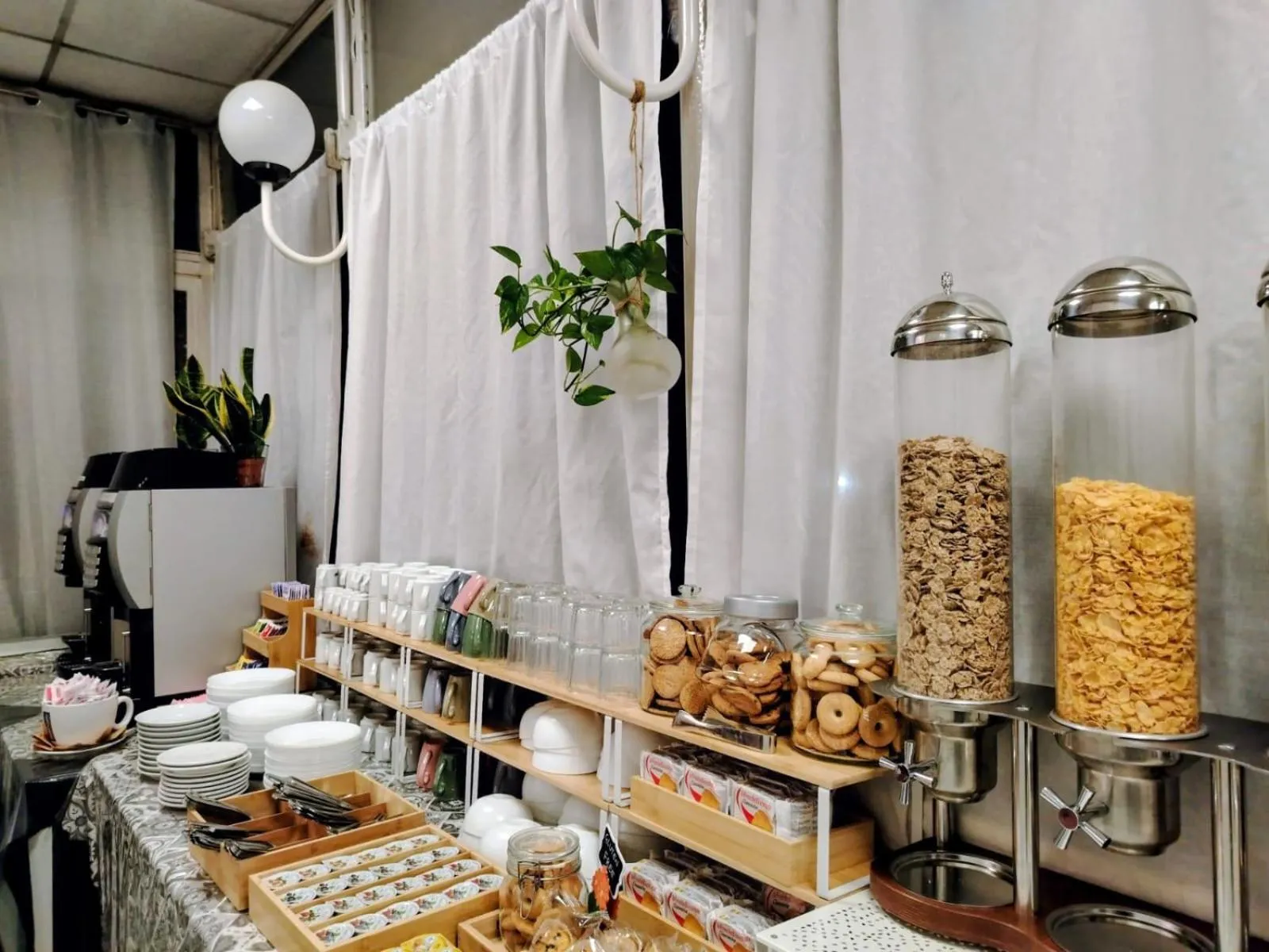 Breakfast in Hotel Villa Robinia