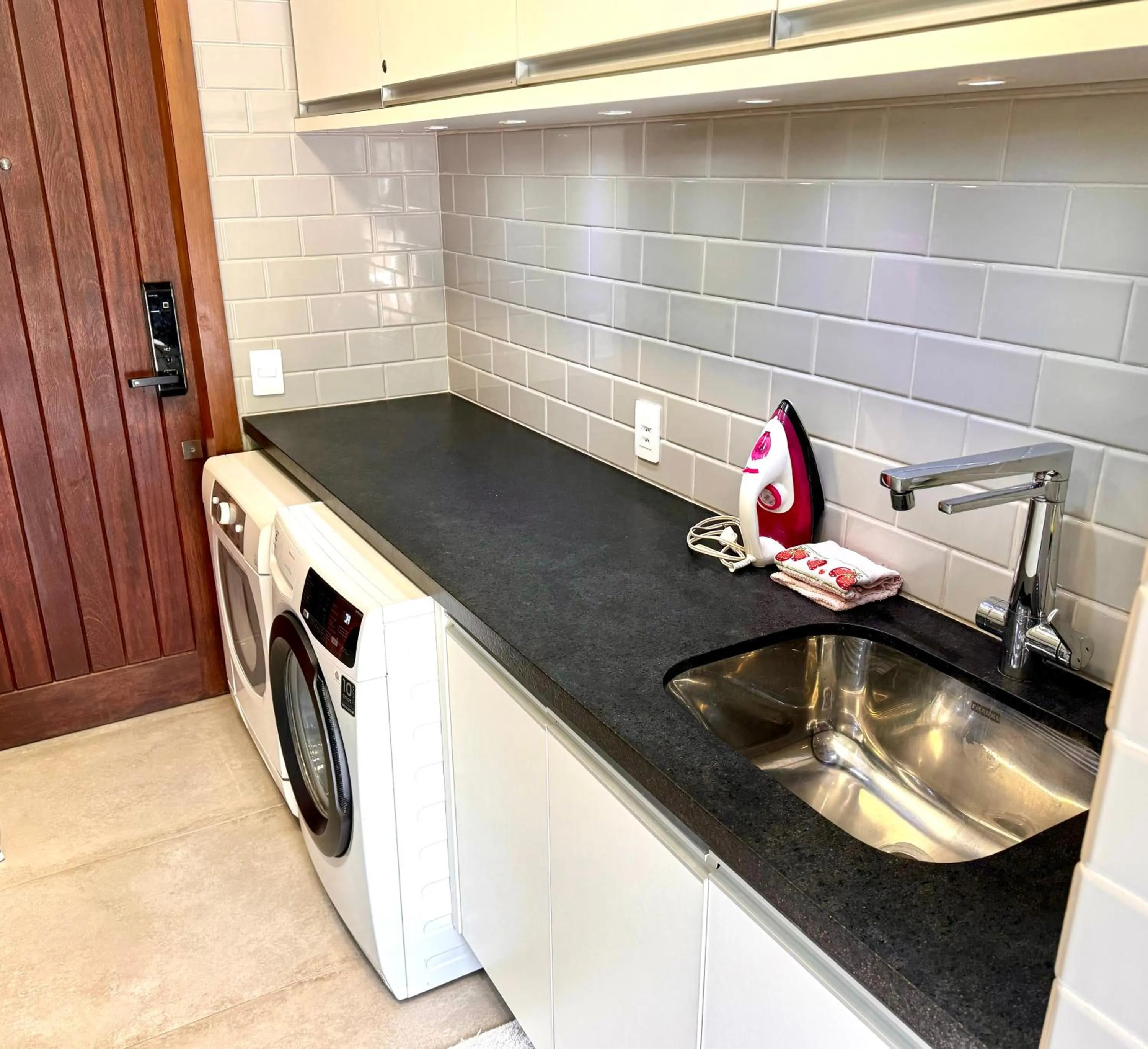 laundry in Casa Ideal para Férias em Florianópolis