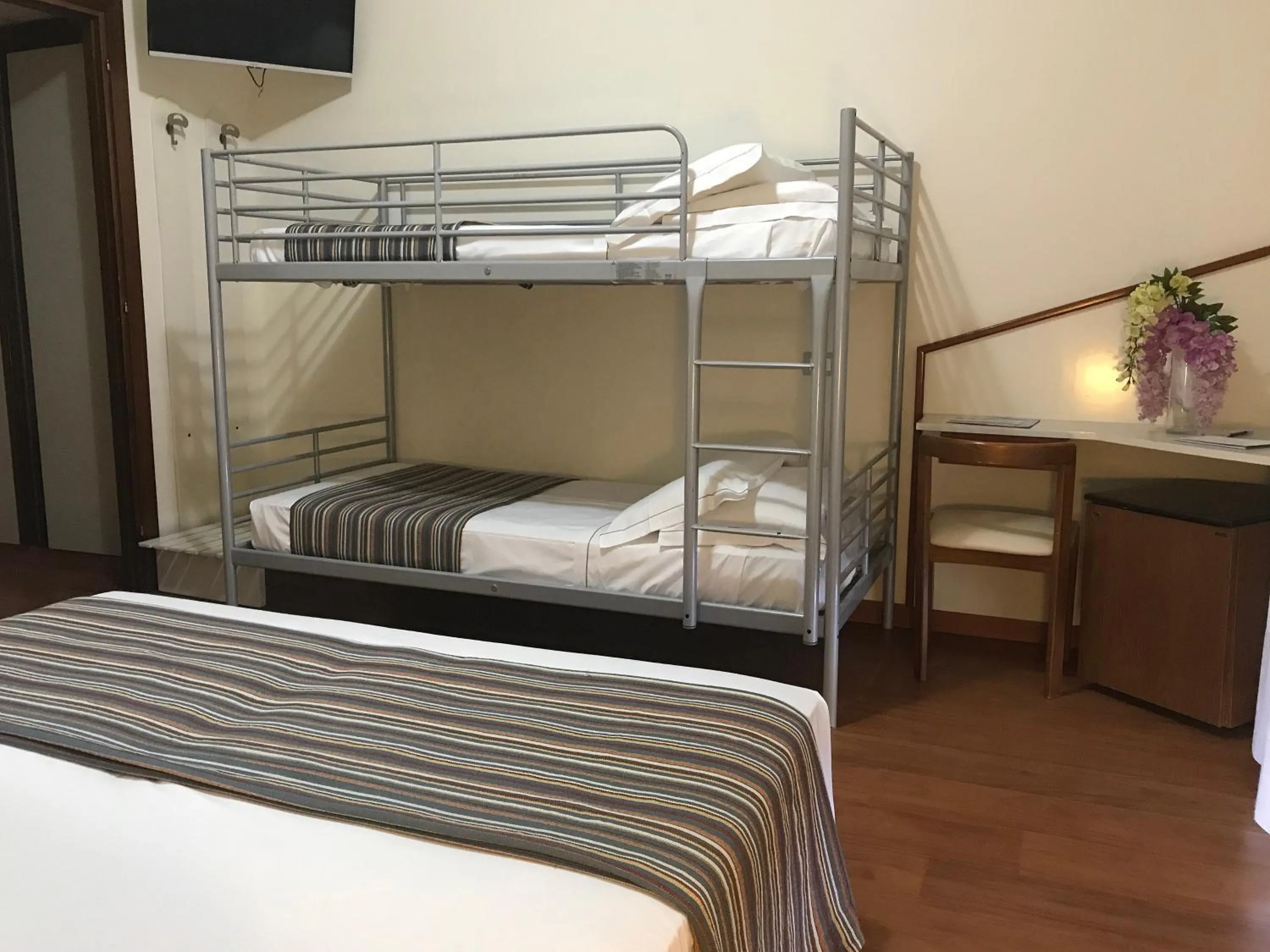 Bedroom, Bed in Hotel River Palace