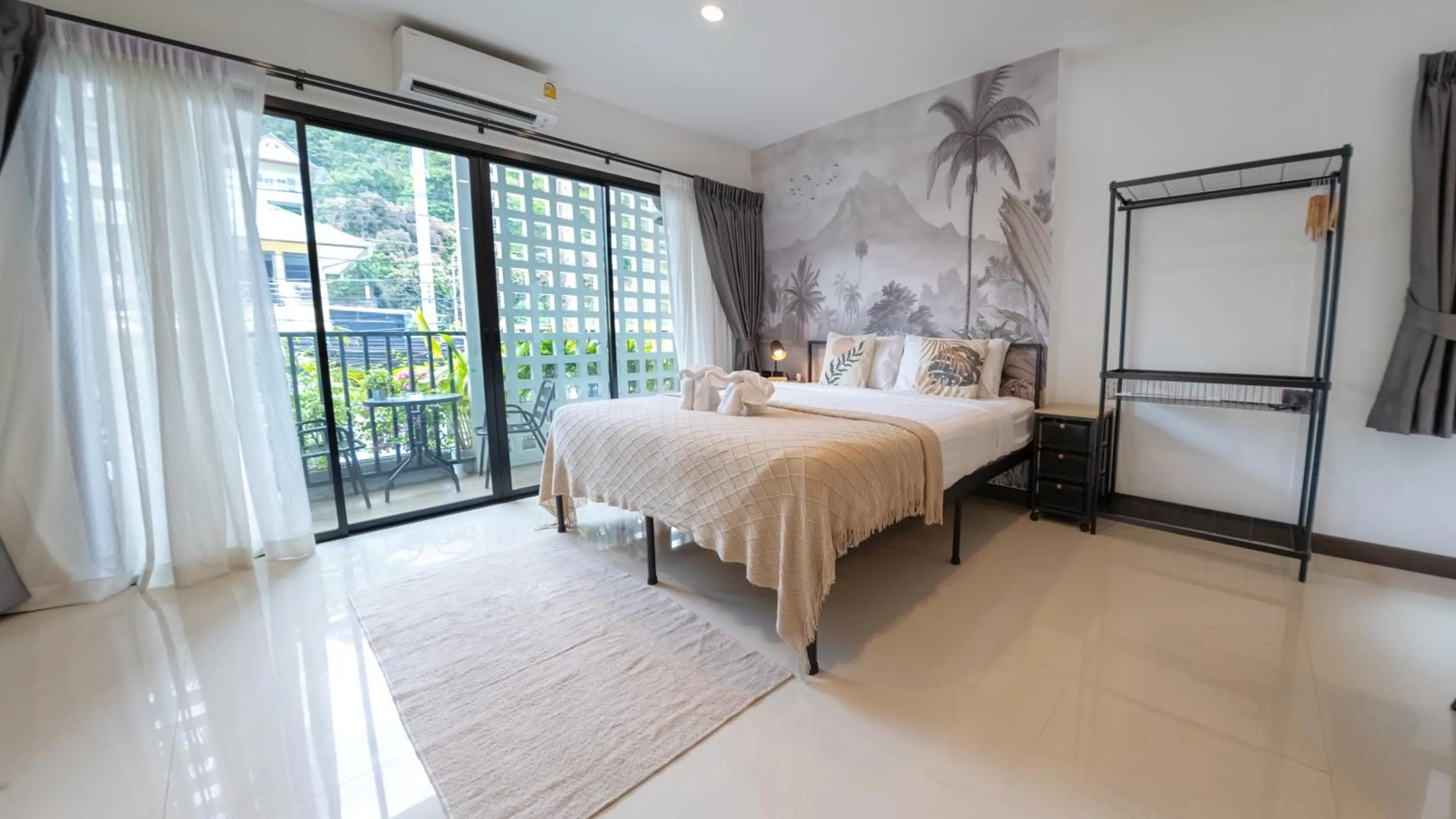 Bedroom, Bed in Mitsu Guesthouse