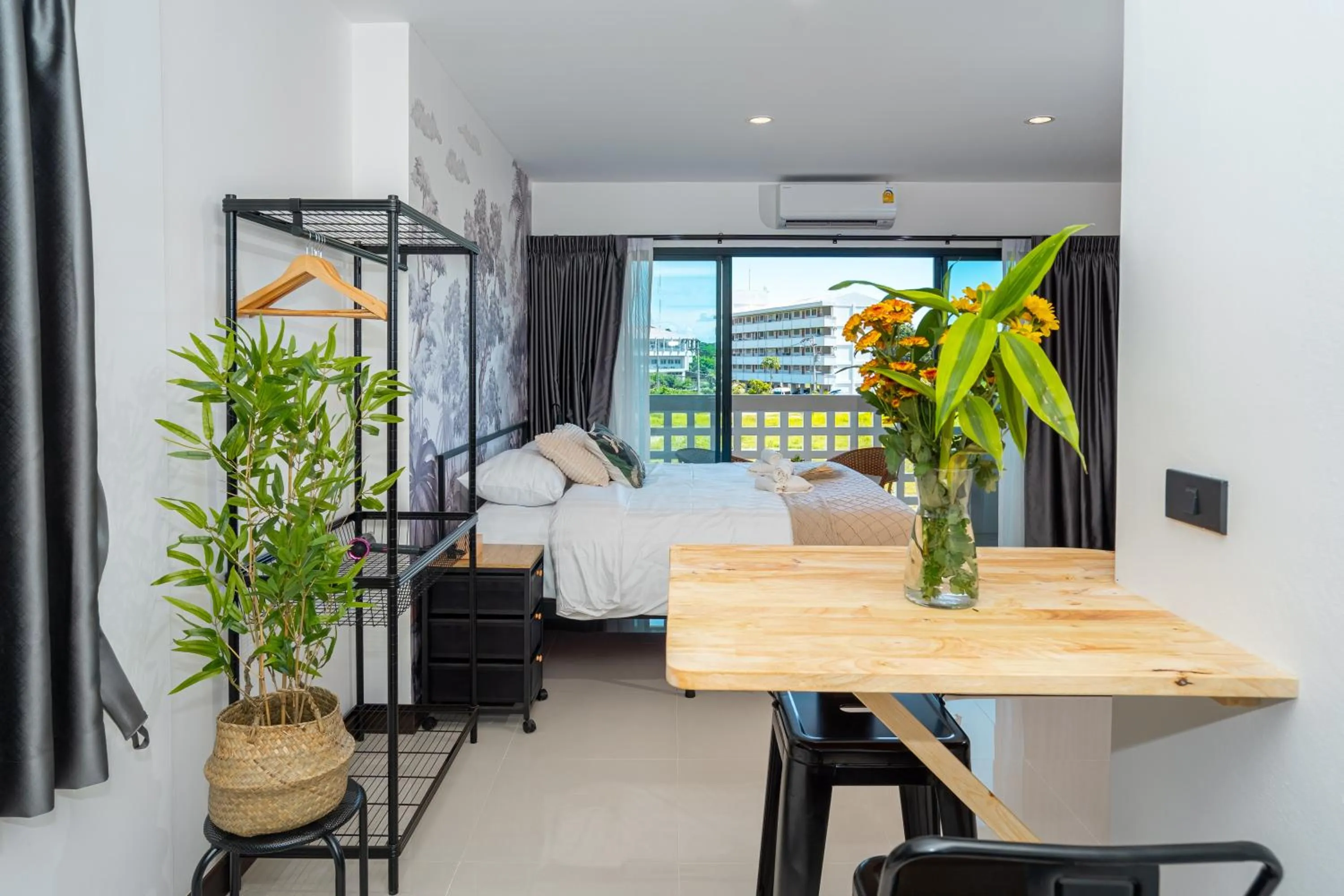 Photo of the whole room in Mitsu Guesthouse